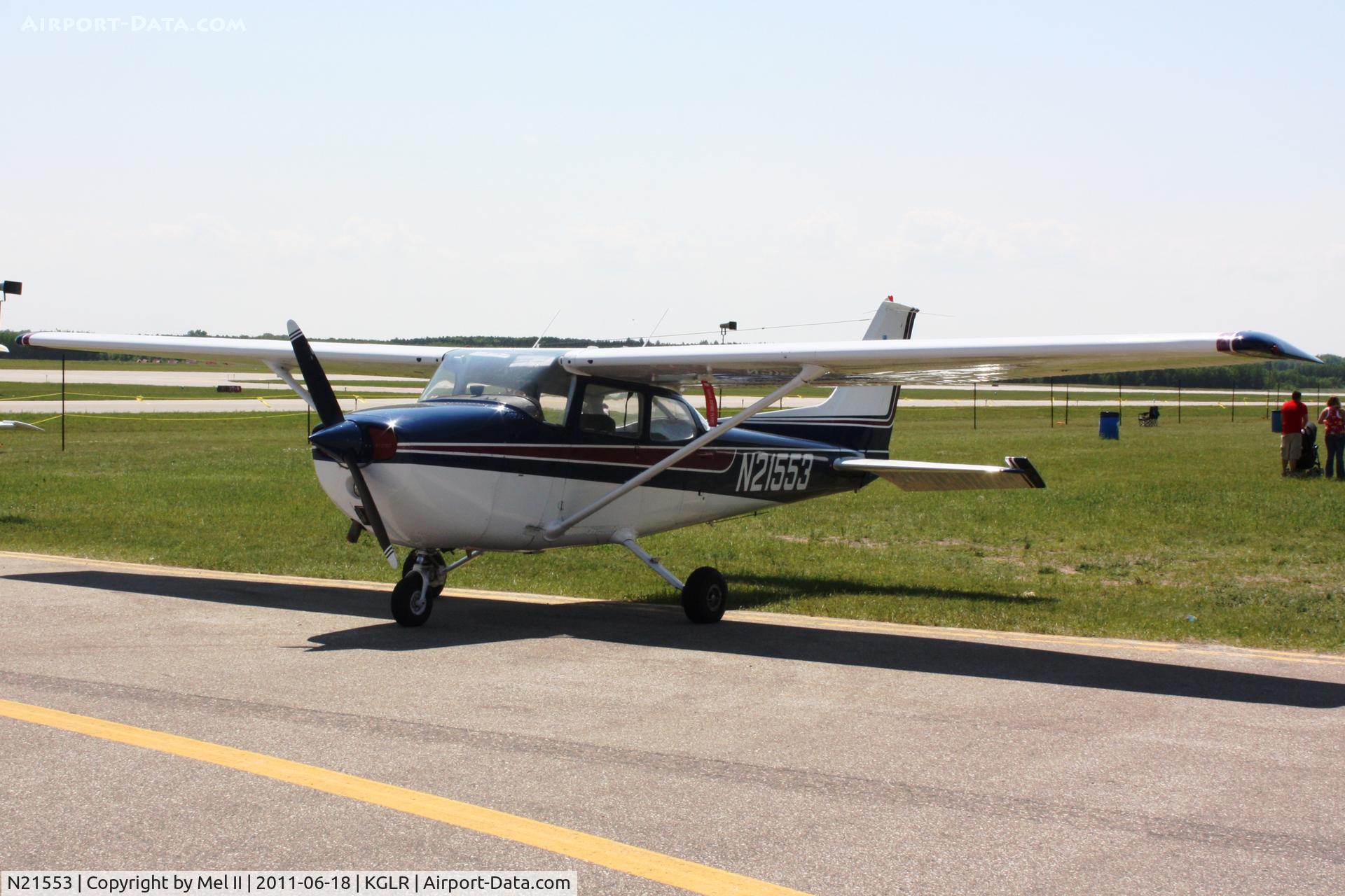 N21553, 1974 Cessna 172M C/N 17263970, 2011 Wings Over Gaylord Air Show