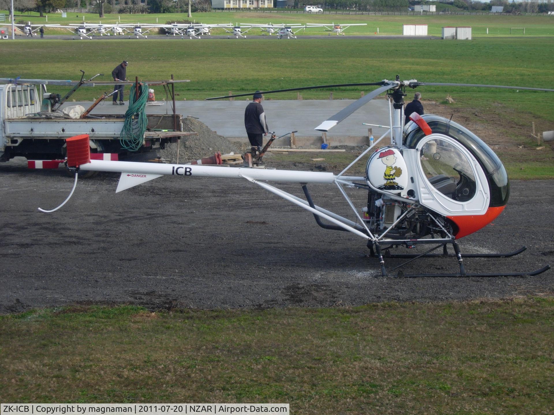ZK-ICB, 2006 Schweizer 269C-1 C/N 251, I love these little bugs