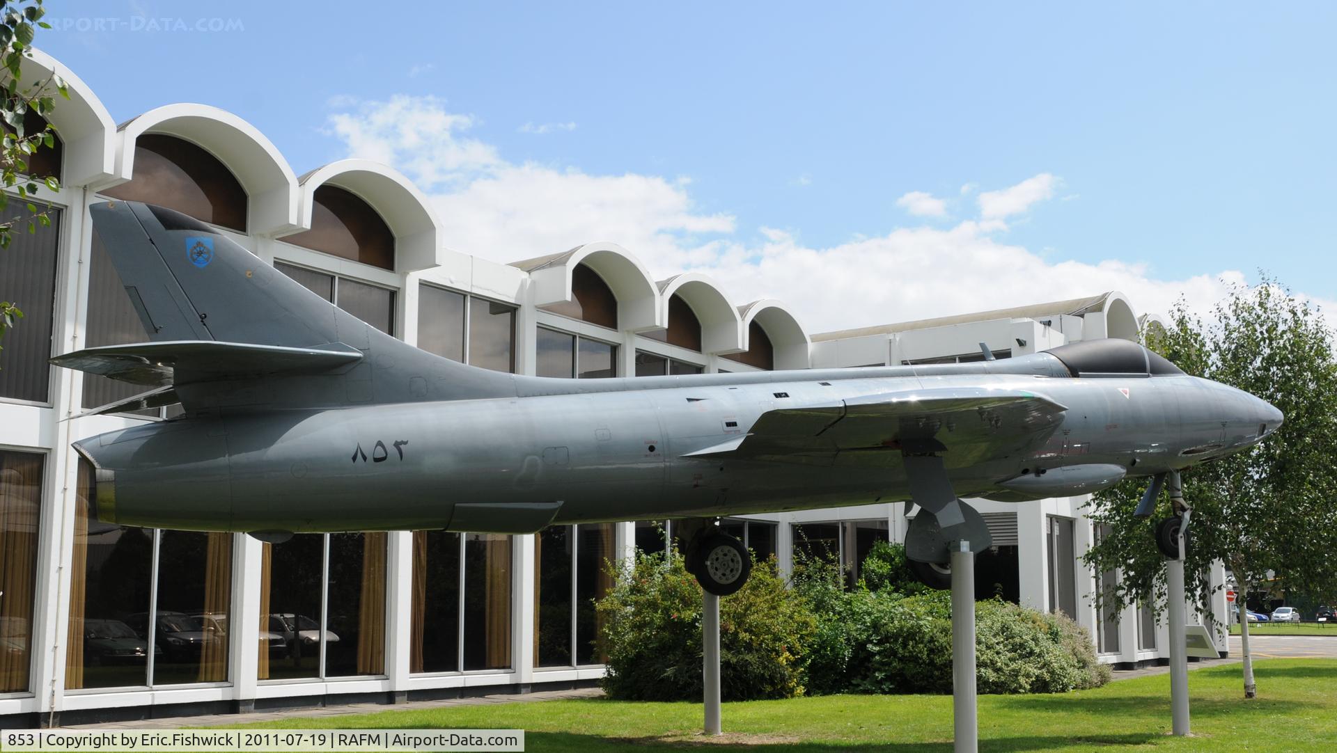 853, 1956 Hawker Hunter FR.10 C/N S4/U/3302, 853 at the RAF Museum, Hendon, London.