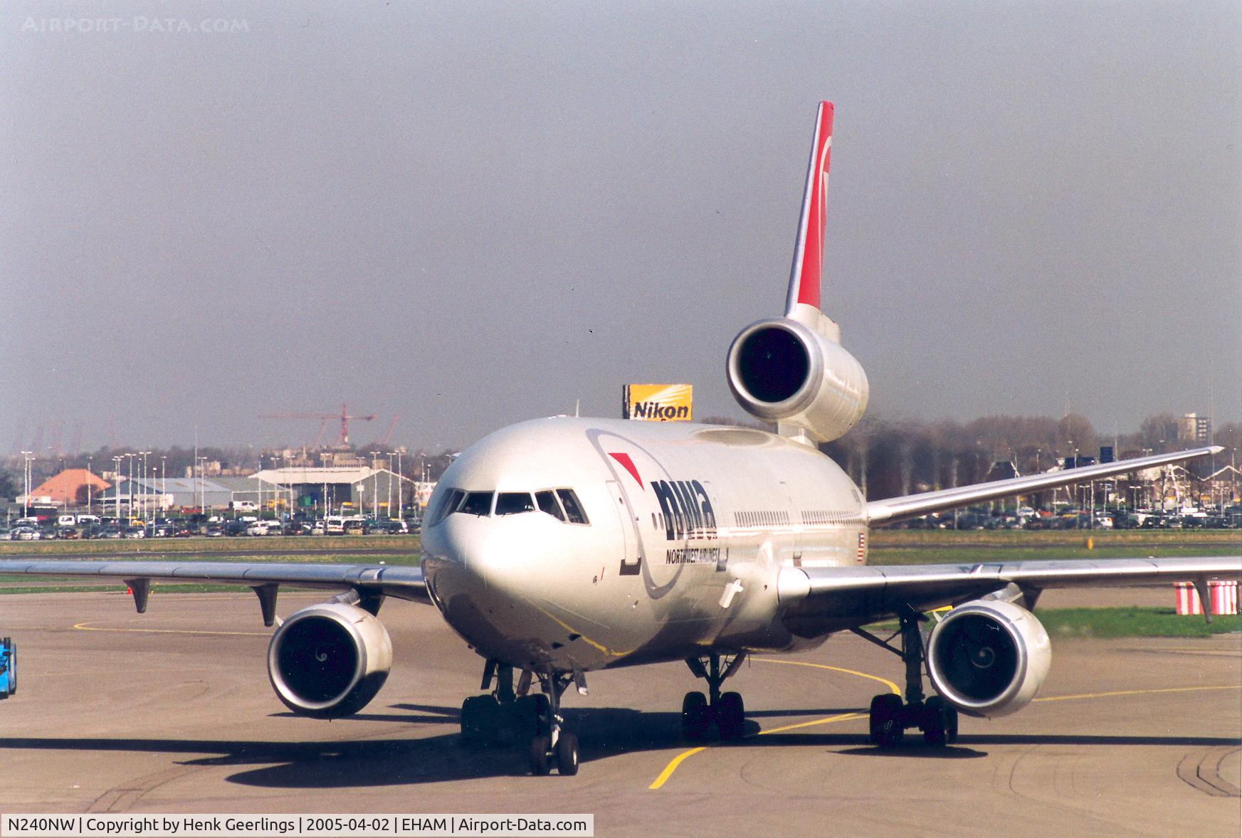 N240NW, 1988 McDonnell Douglas DC-10-30 C/N 48319, Northwest , new cs