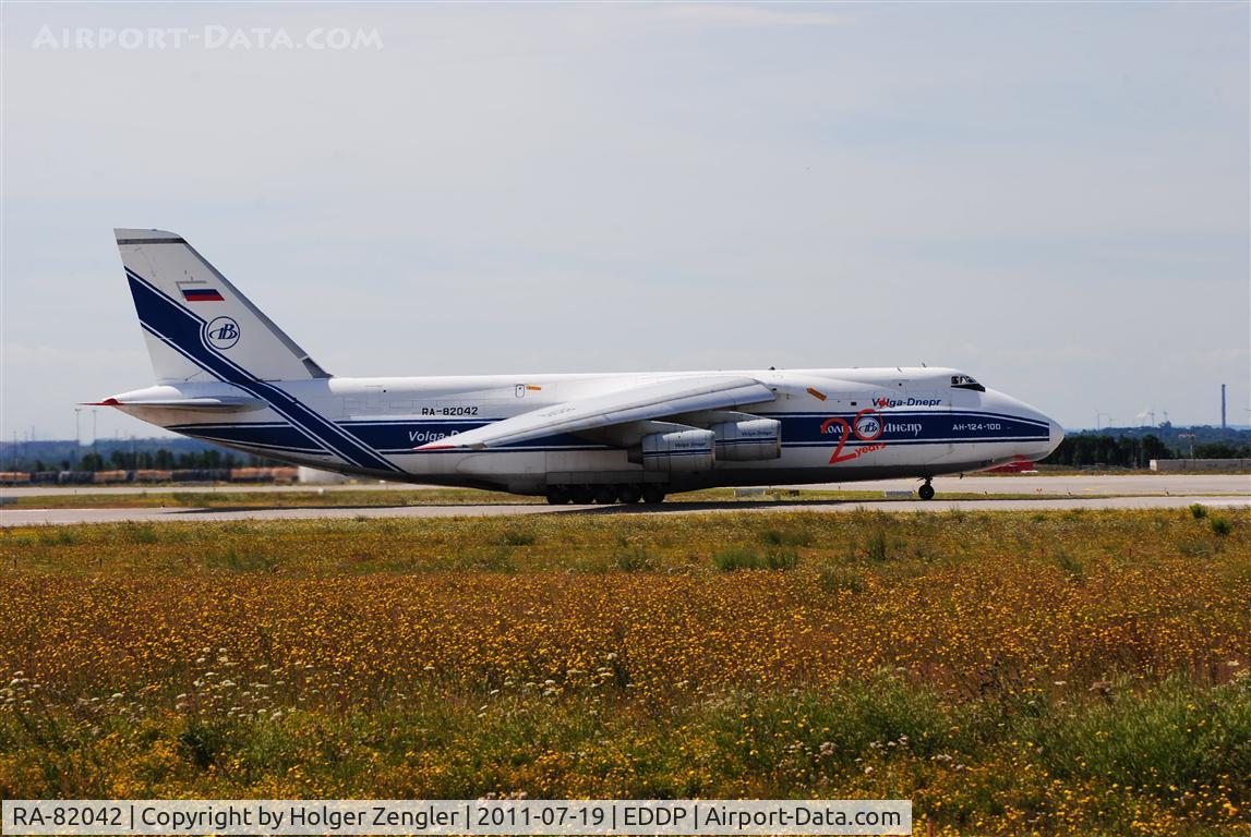 RA-82042, 1991 Antonov An-124-100 Ruslan C/N 9773054055093/0606, Leaving LEJ with a southern destination.