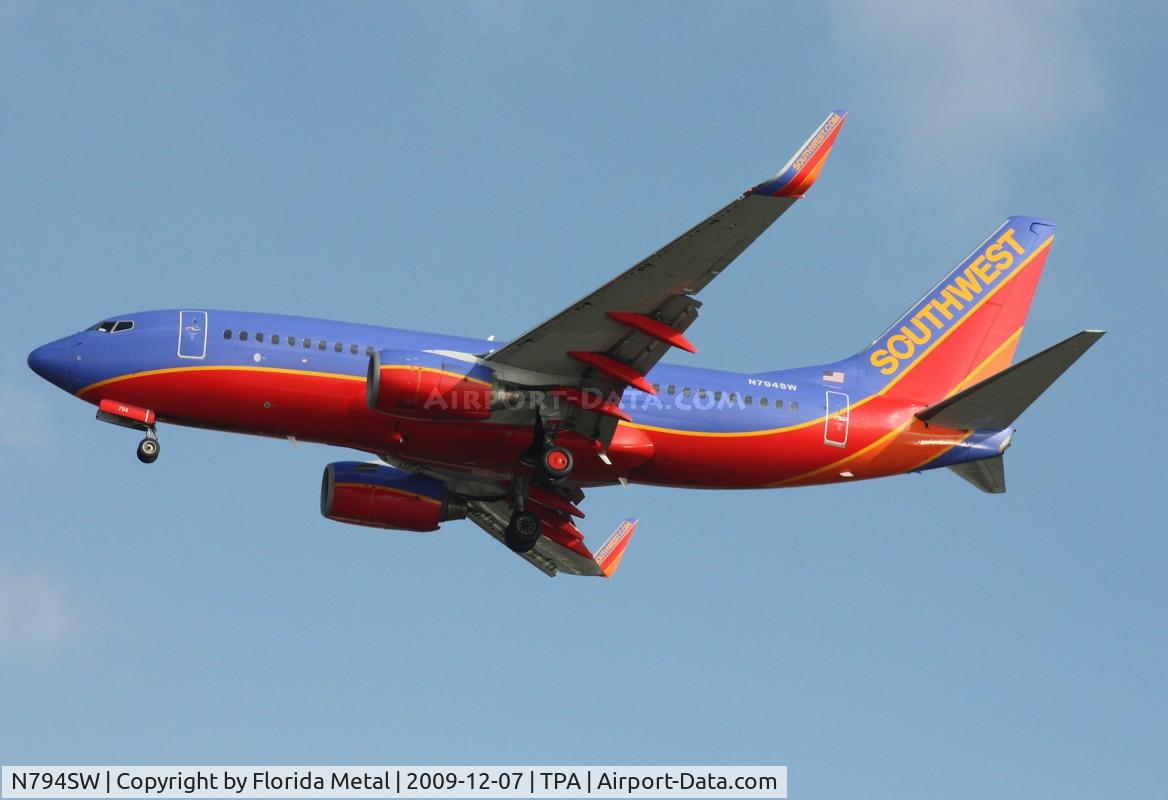 N794SW, 2001 Boeing 737-7H4 C/N 30605, Southwest 737