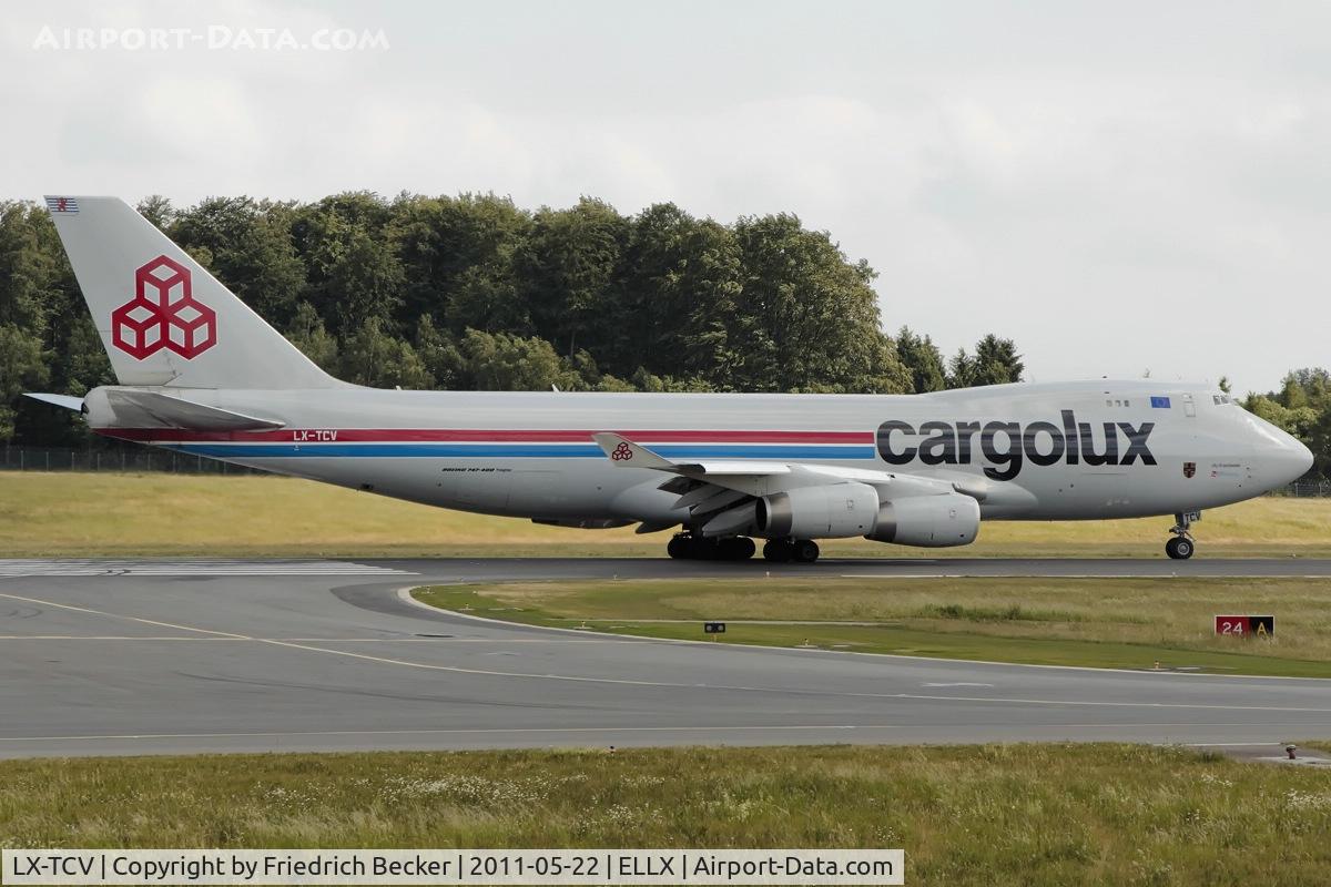 LX-TCV, 2002 Boeing 747-4R7F/SCD C/N 30401, line up for departure