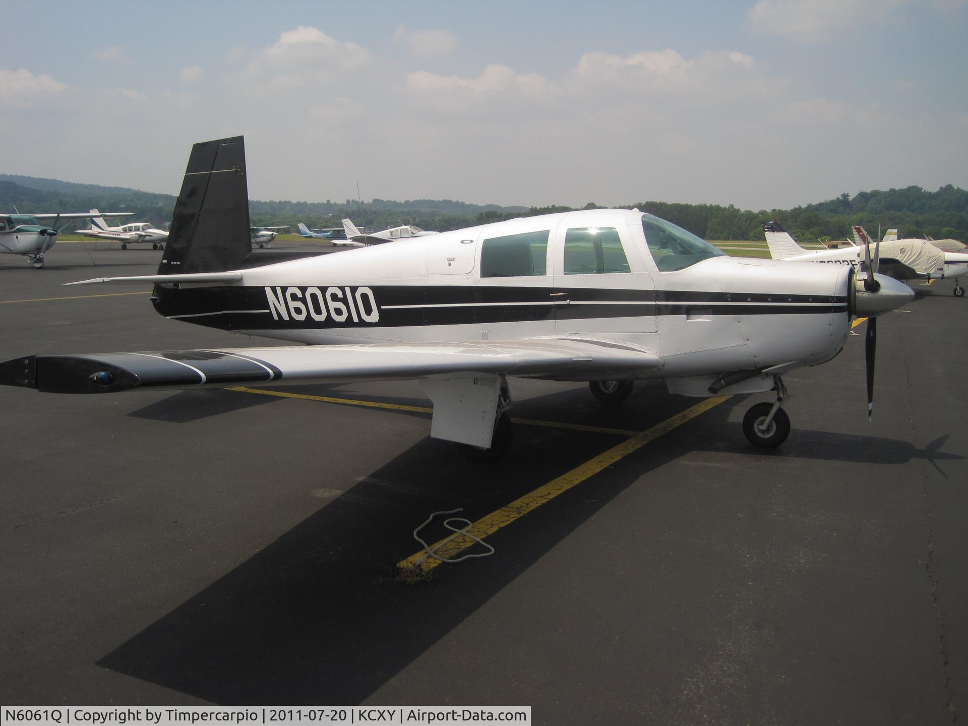 N6061Q, 1965 Mooney M20E C/N 894, 1966 Mooney M20E