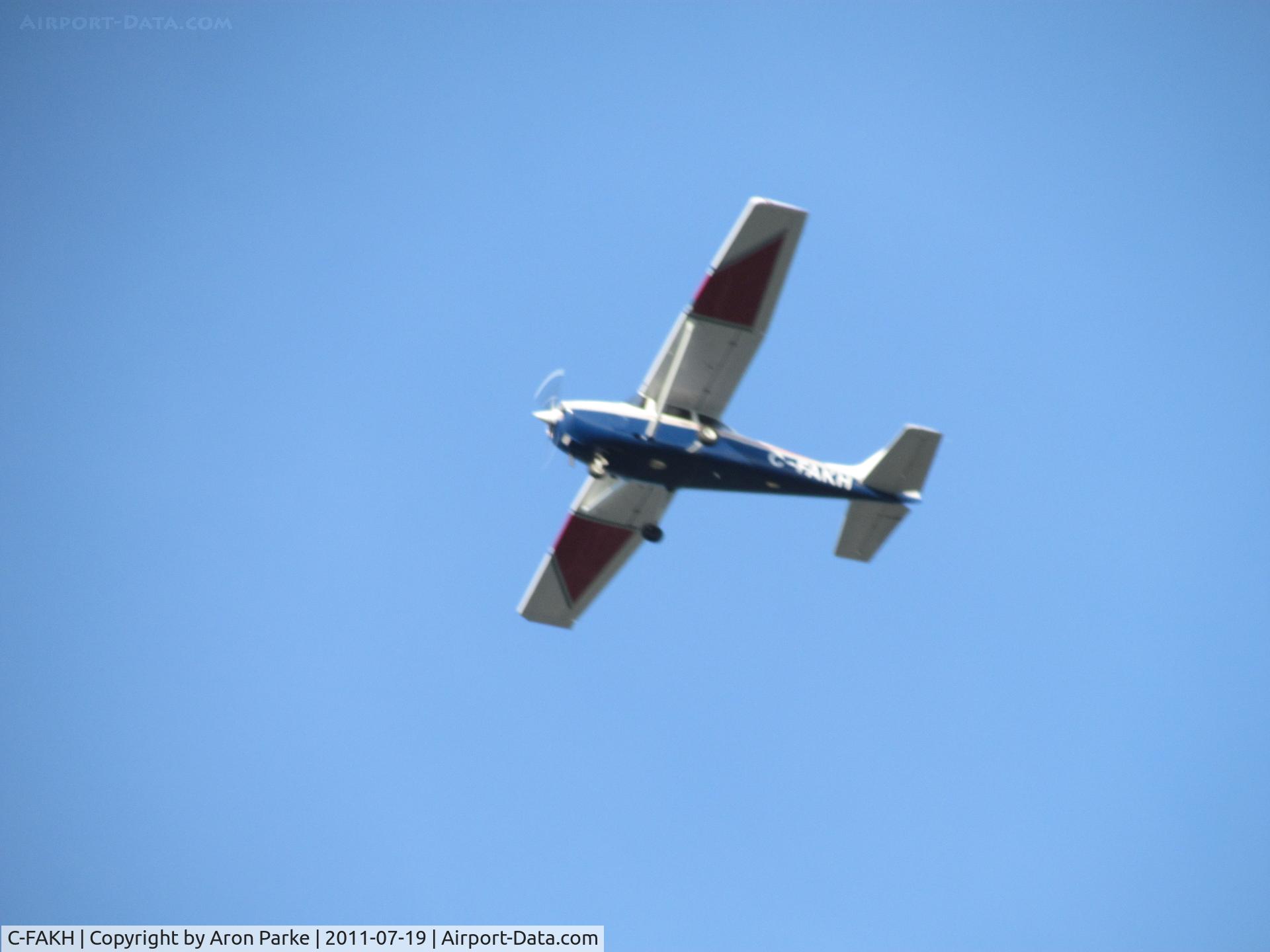 C-FAKH, 1998 Cessna 172S C/N 172S8008, richmond hill ont canada