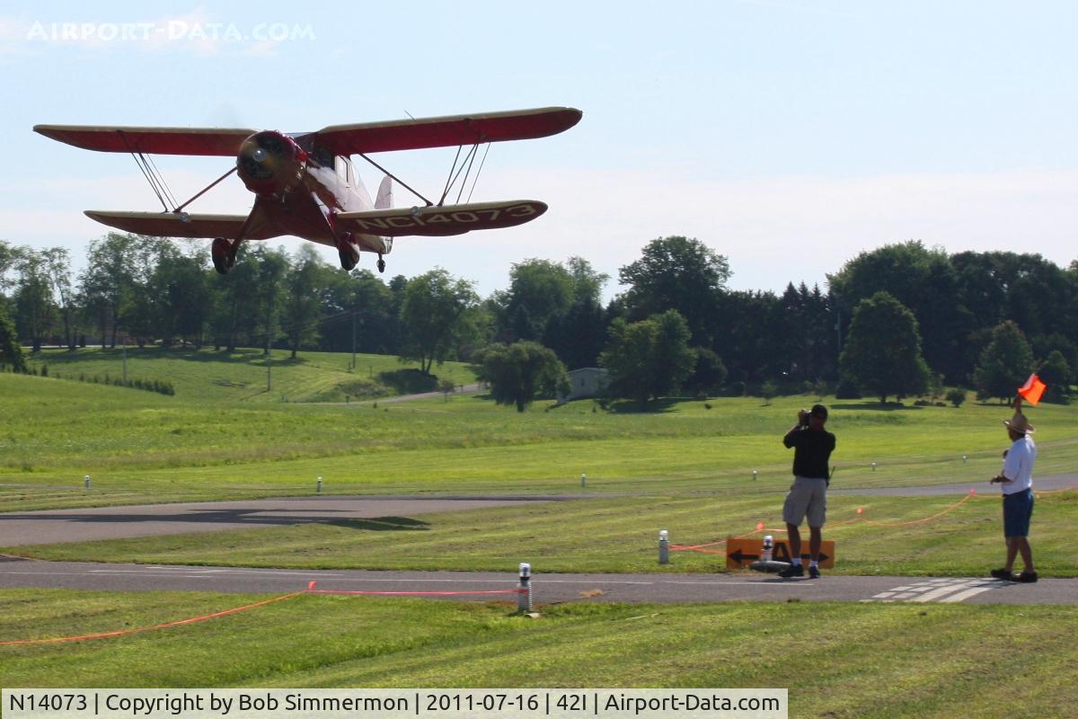 N14073, 1934 Waco YKC C/N 3990, Departing the EAA fly-in at Zanesville, Ohio
