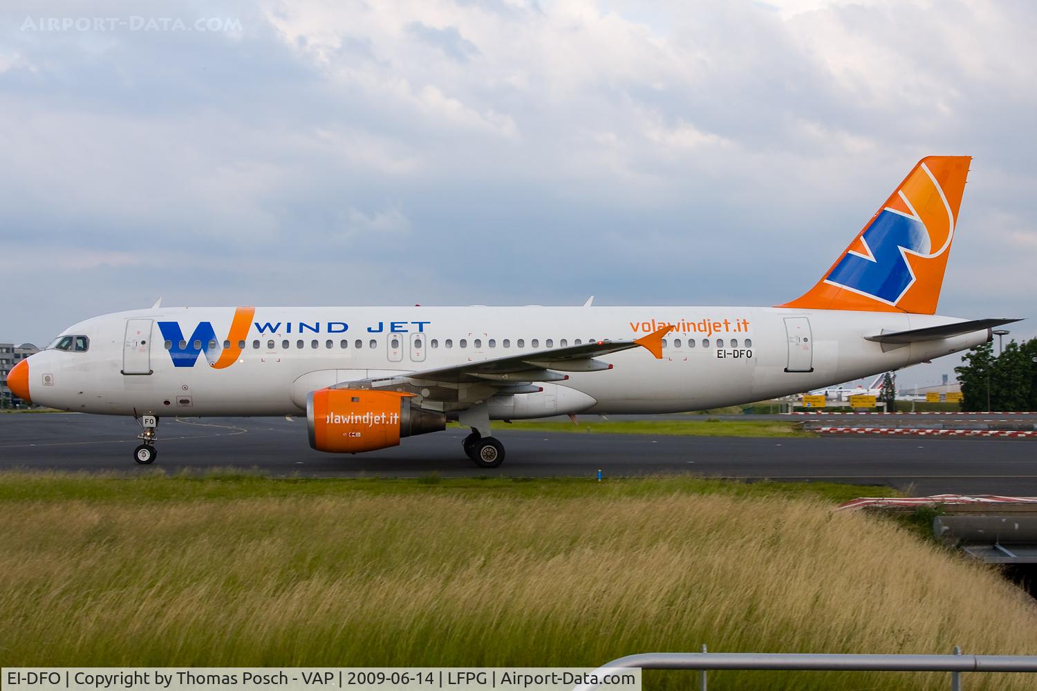 EI-DFO, 1992 Airbus A320-211 C/N 0371, Windjet