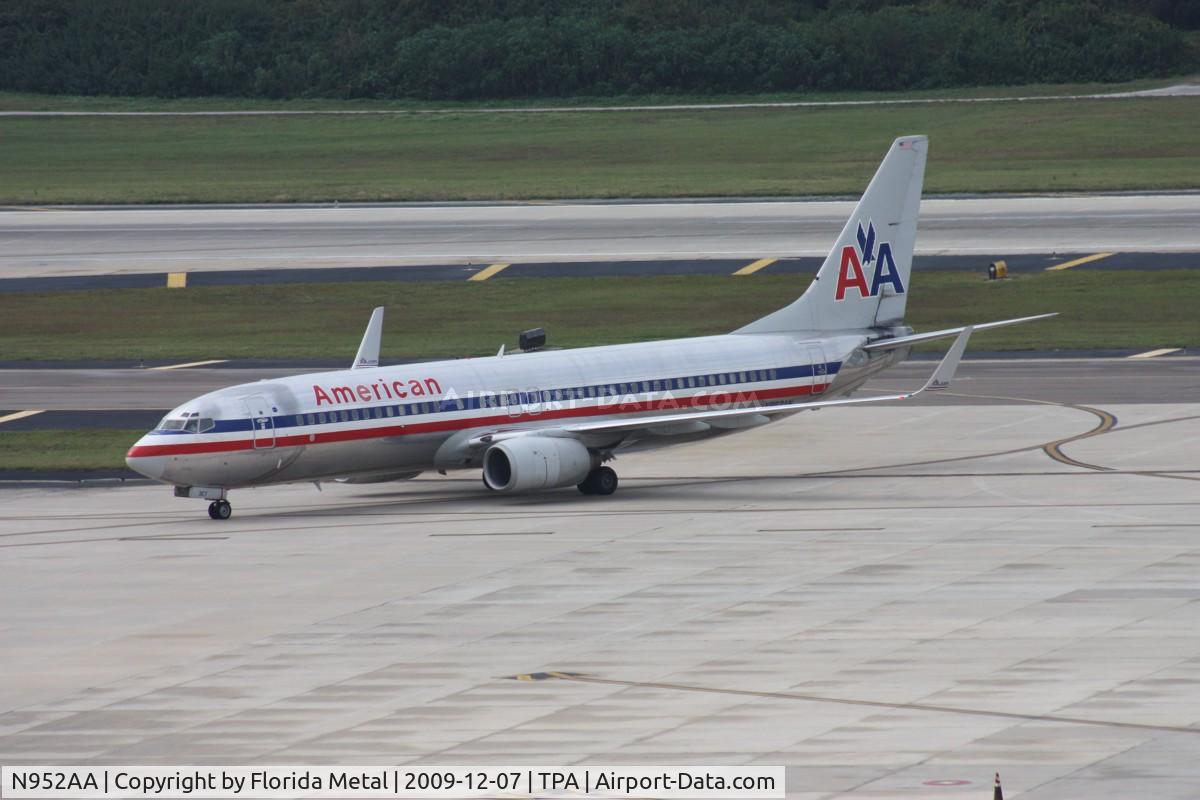 N952AA, 2000 Boeing 737-823 C/N 30088, American 737