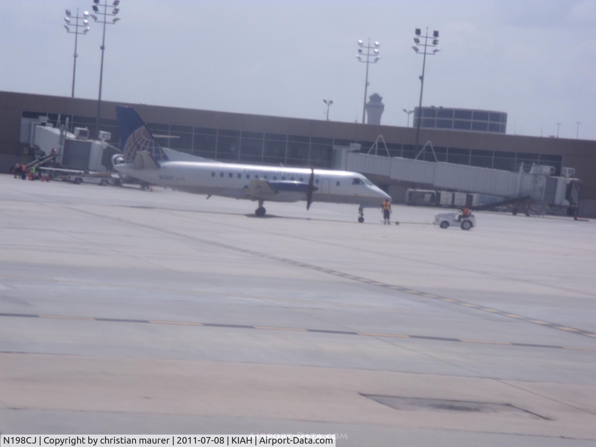 N198CJ, 1990 Saab 340B C/N 340B-198, at iah