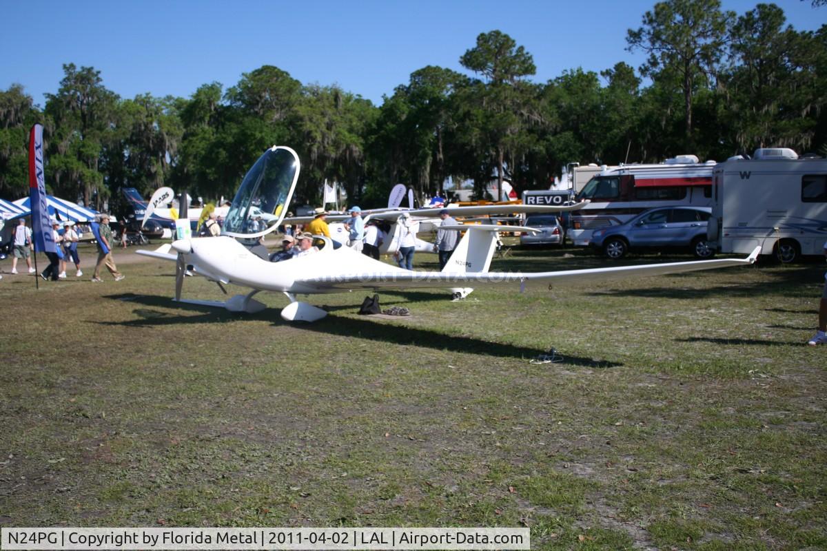 N24PG, Phoenix Air Sro U-15 Phoenix C/N 04/U15, Phoenix