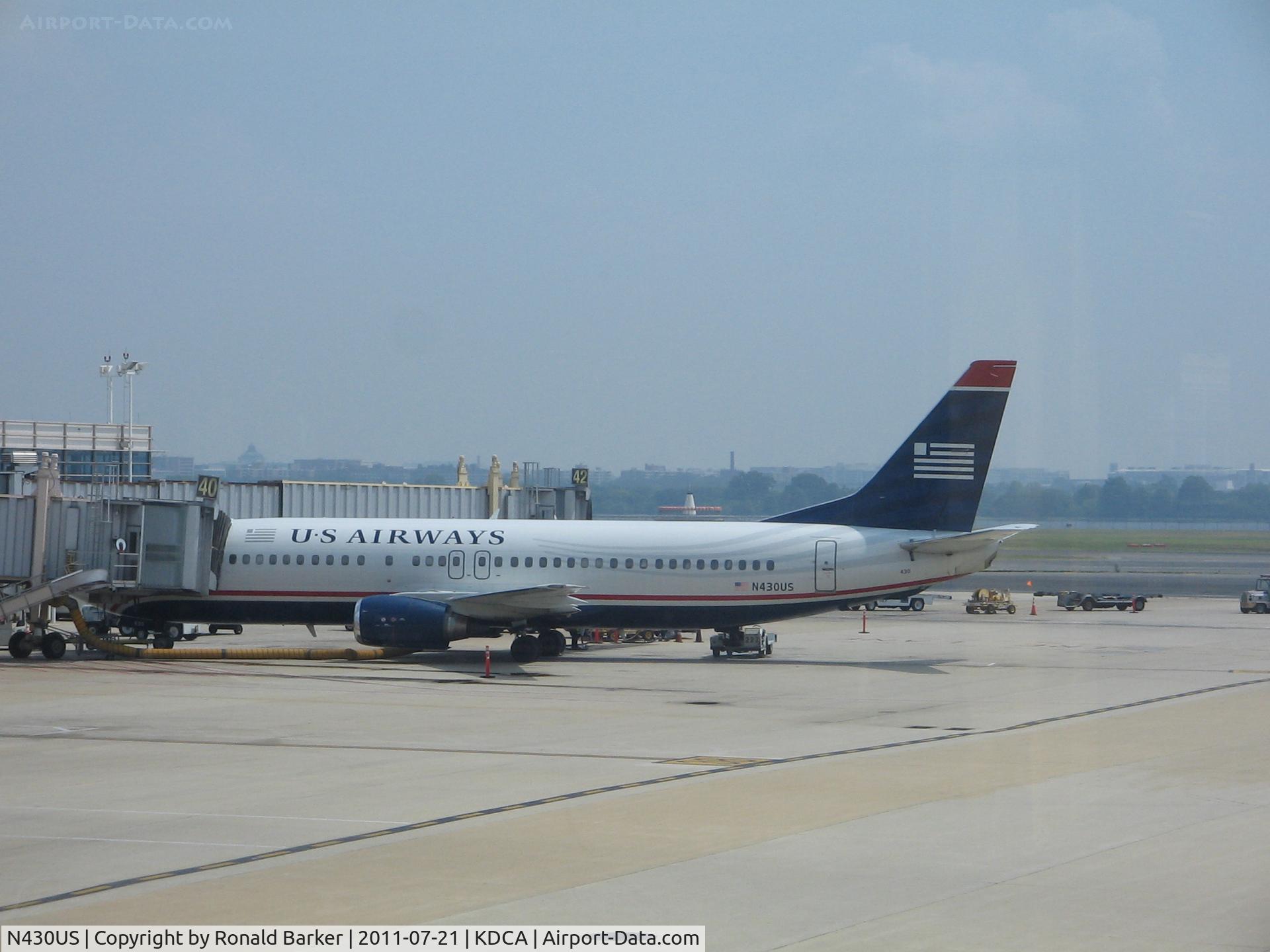 N430US, 1989 Boeing 737-4B7 C/N 24552, National