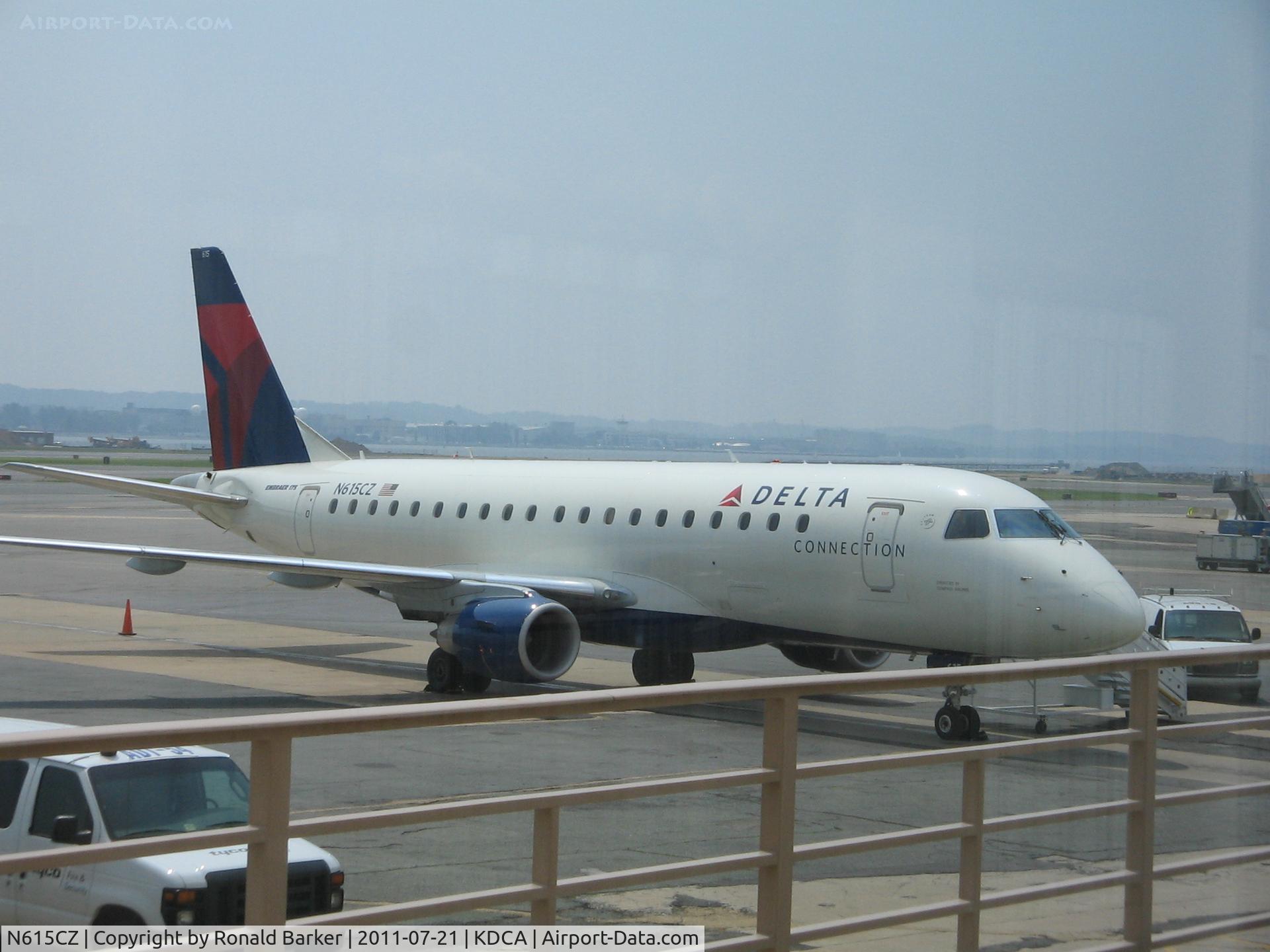 N615CZ, 2008 Embraer 175LR (ERJ-170-200LR) C/N 17000207, National