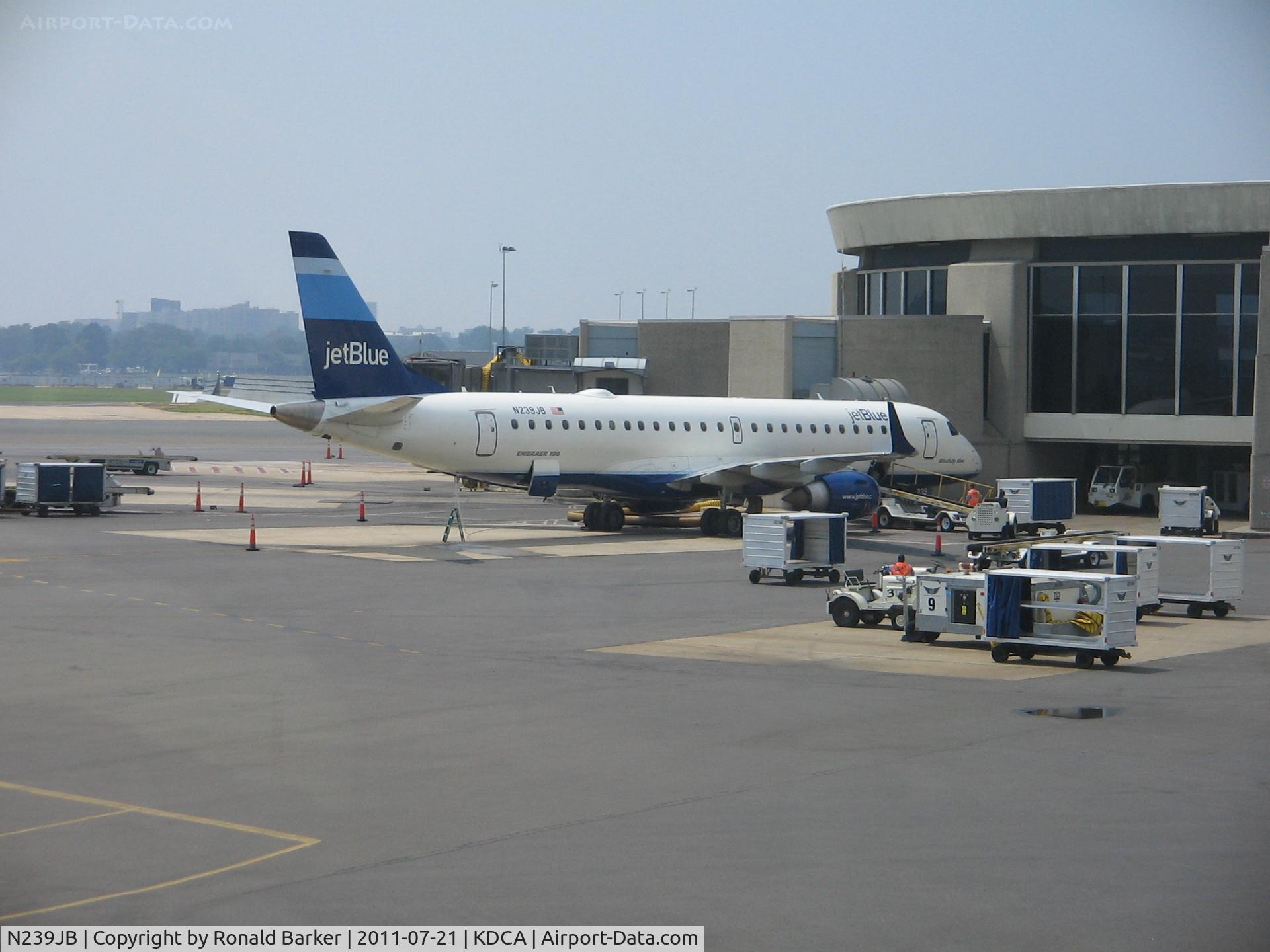 N239JB, 2006 Embraer 190AR (ERJ-190-100IGW) C/N 19000040, National