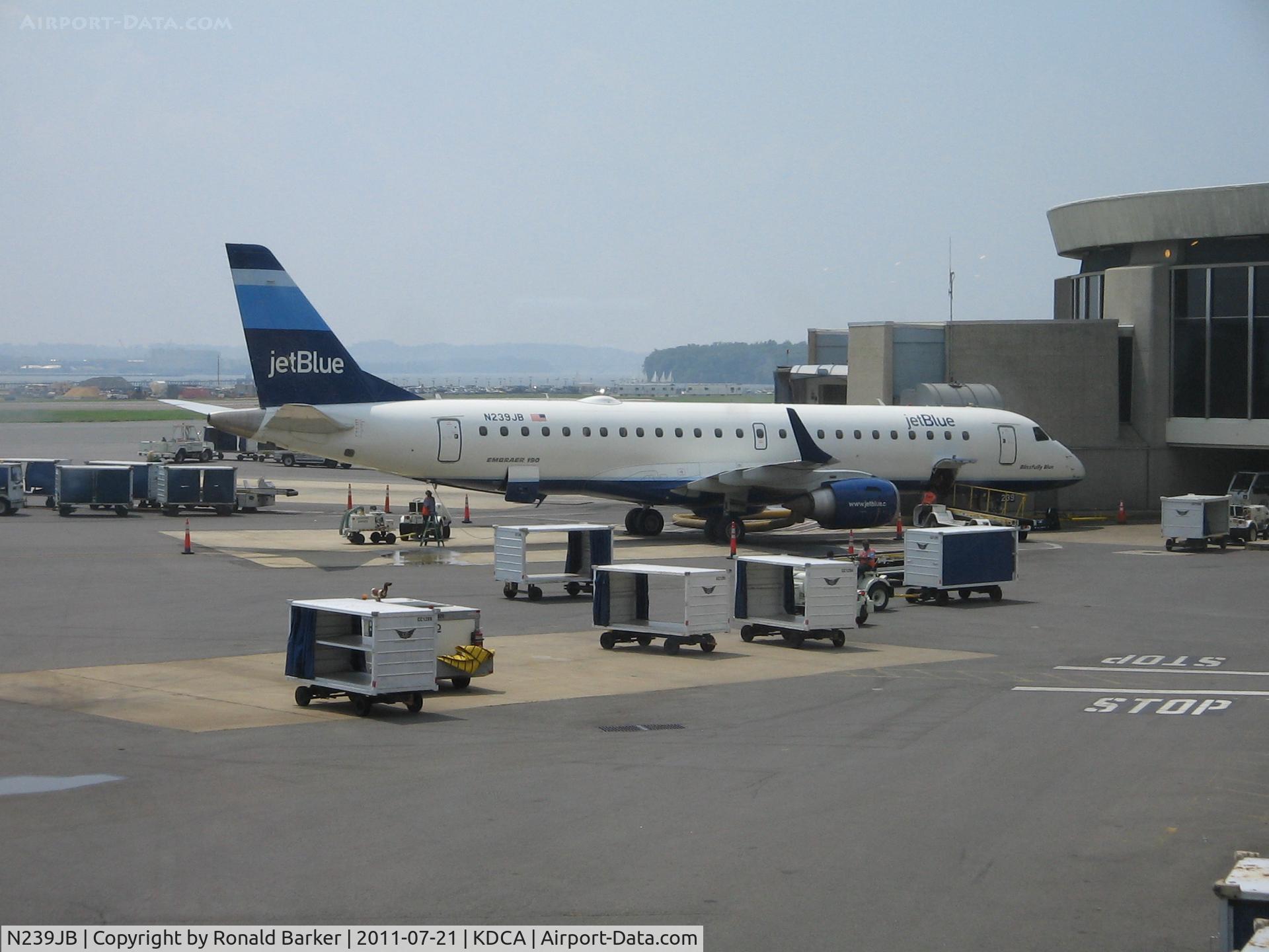 N239JB, 2006 Embraer 190AR (ERJ-190-100IGW) C/N 19000040, National
