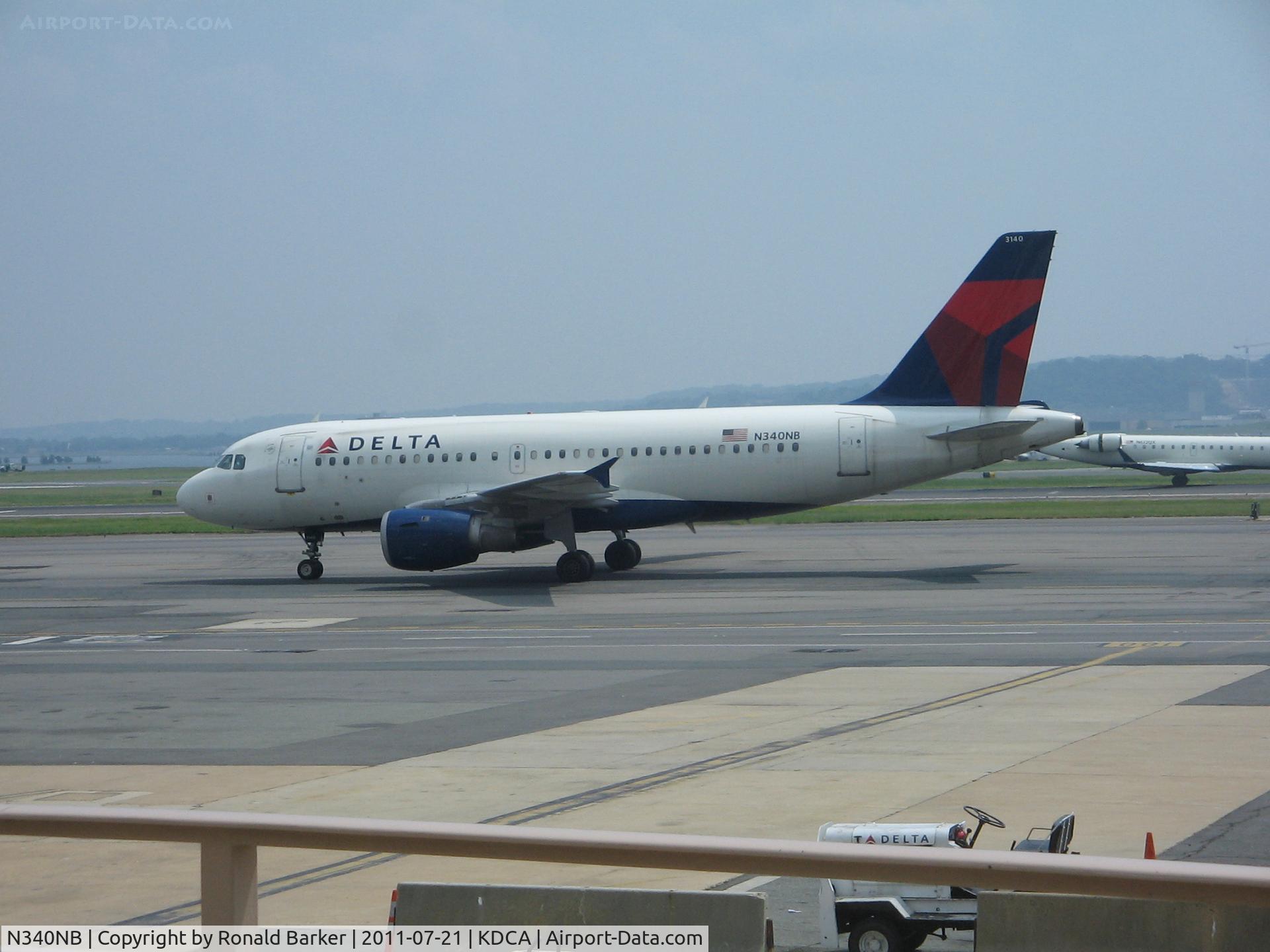 N340NB, 2002 Airbus A319-114 C/N 1714, National