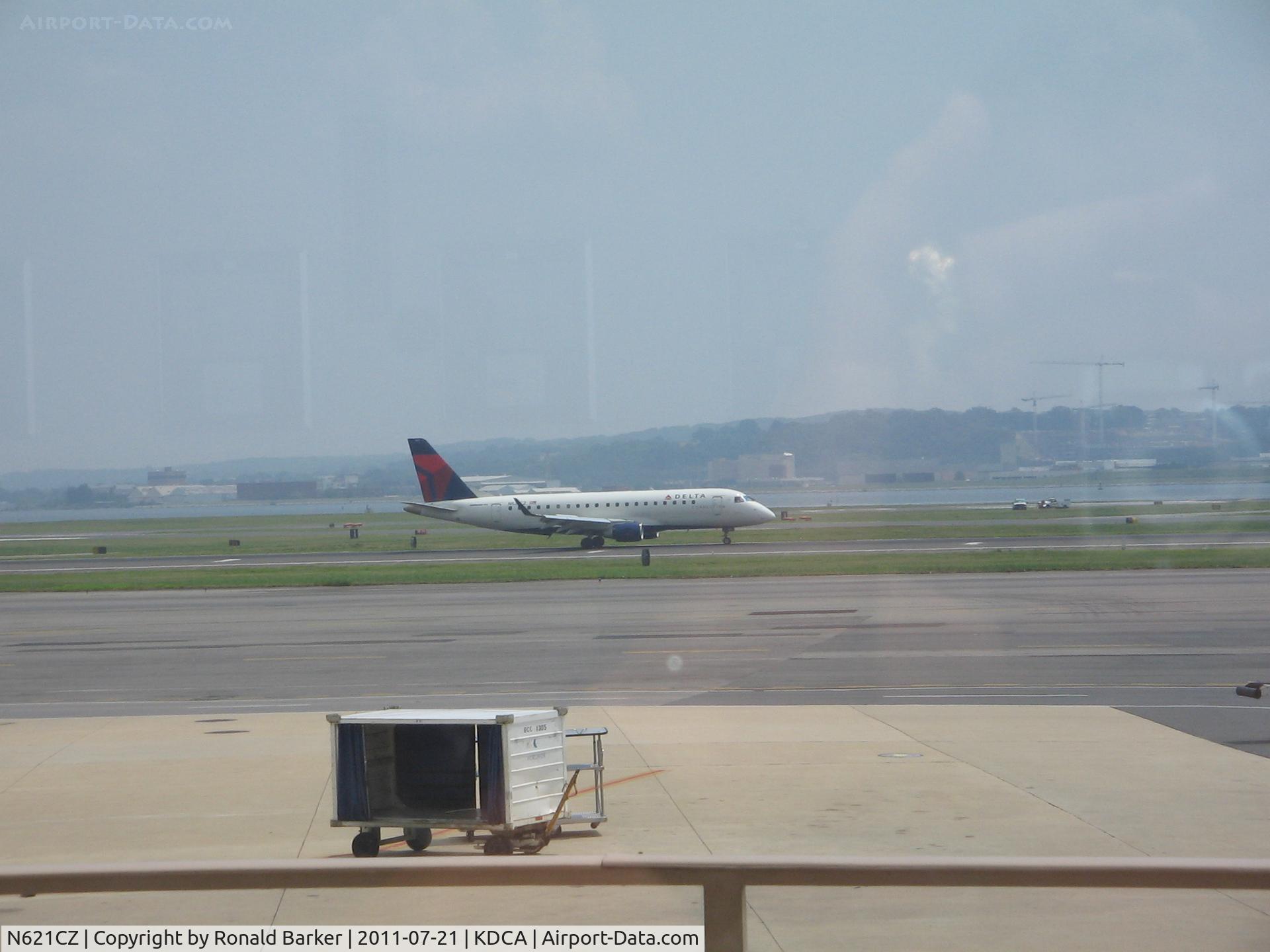 N621CZ, 2008 Embraer 175LR (ERJ-170-200LR) C/N 17000218, National