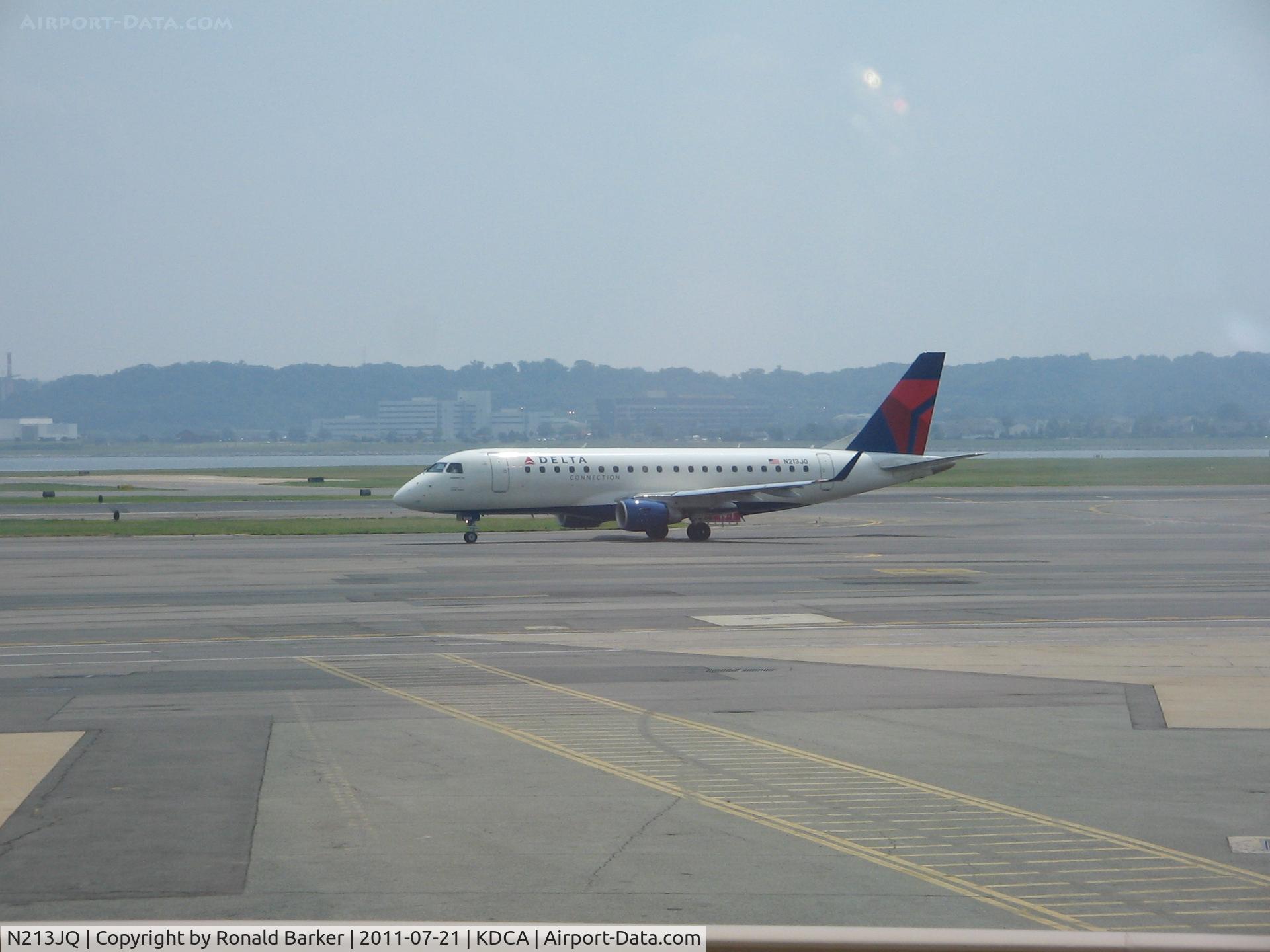 N213JQ, 2009 Embraer 175LR (ERJ-170-200LR) C/N 17000265, National