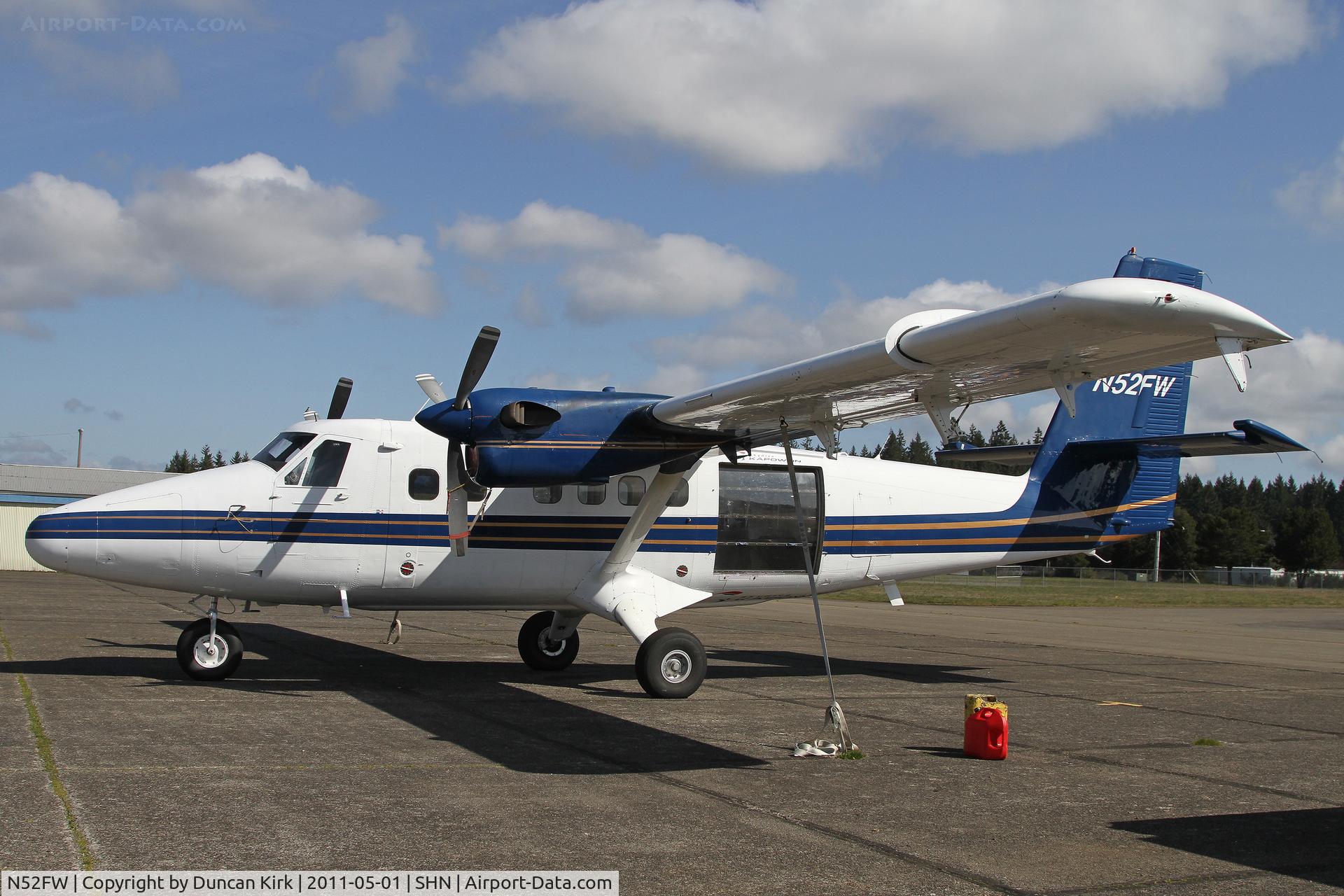 N52FW, 1967 De Havilland Canada DHC-6-100 Twin Otter C/N 52, Parachute club DHC-6