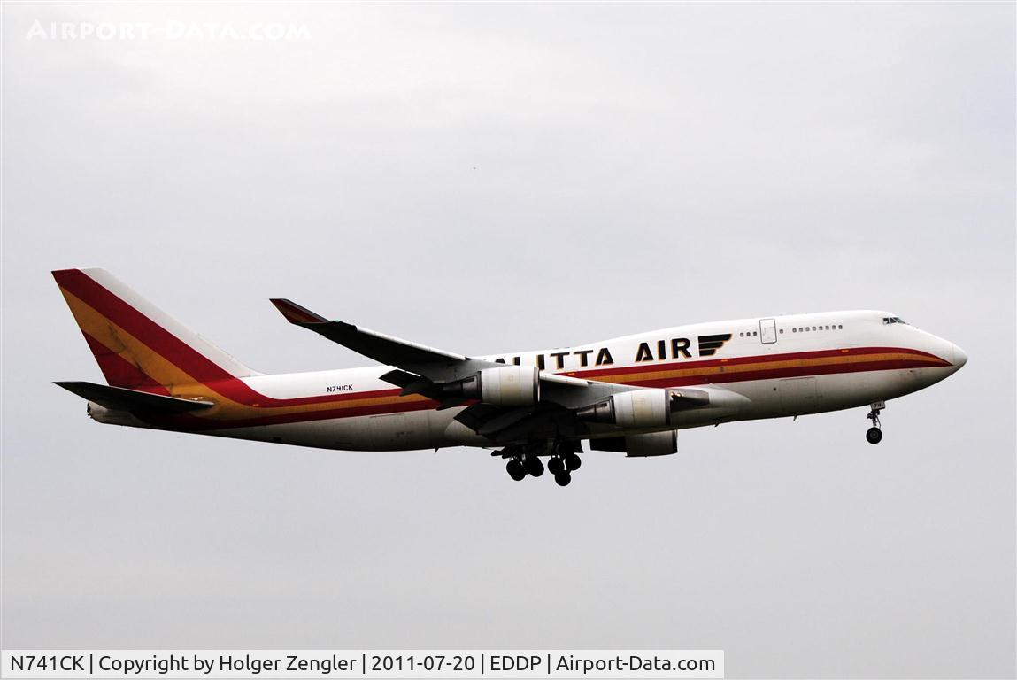 N741CK, 1979 Boeing 747-246B C/N 21679, Final approach after a long ride from New York JFK.