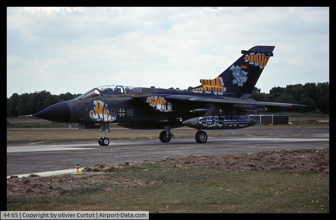 44 65, Panavia Tornado IDS C/N 417/GS122/4165, Tigermeet 2001, Kleine Brogel.