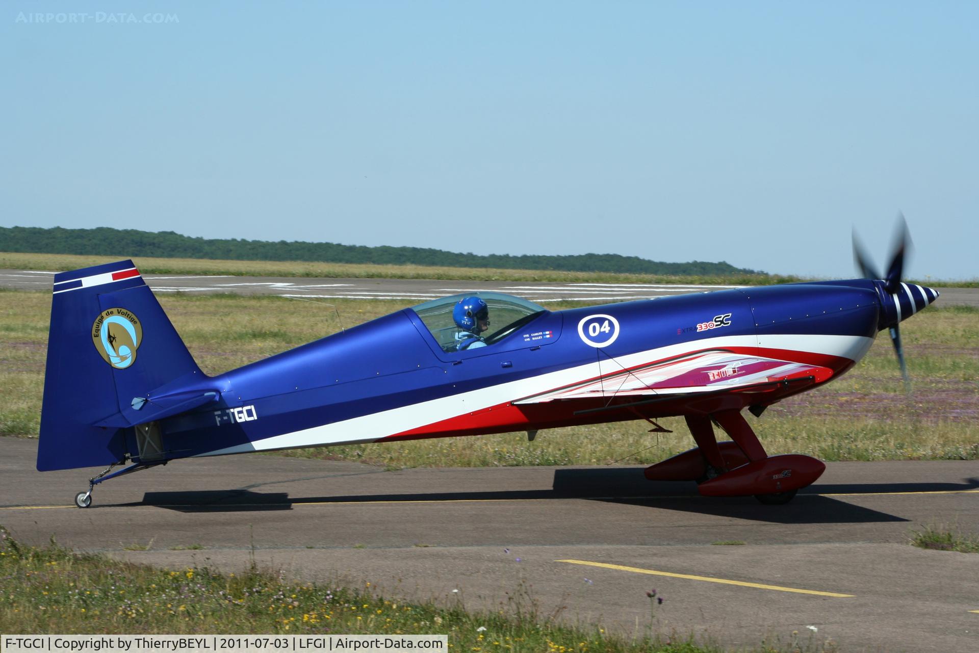 F-TGCI, Extra EA-330SC C/N 04, See at Aeroclub de Cote d'Or airshow