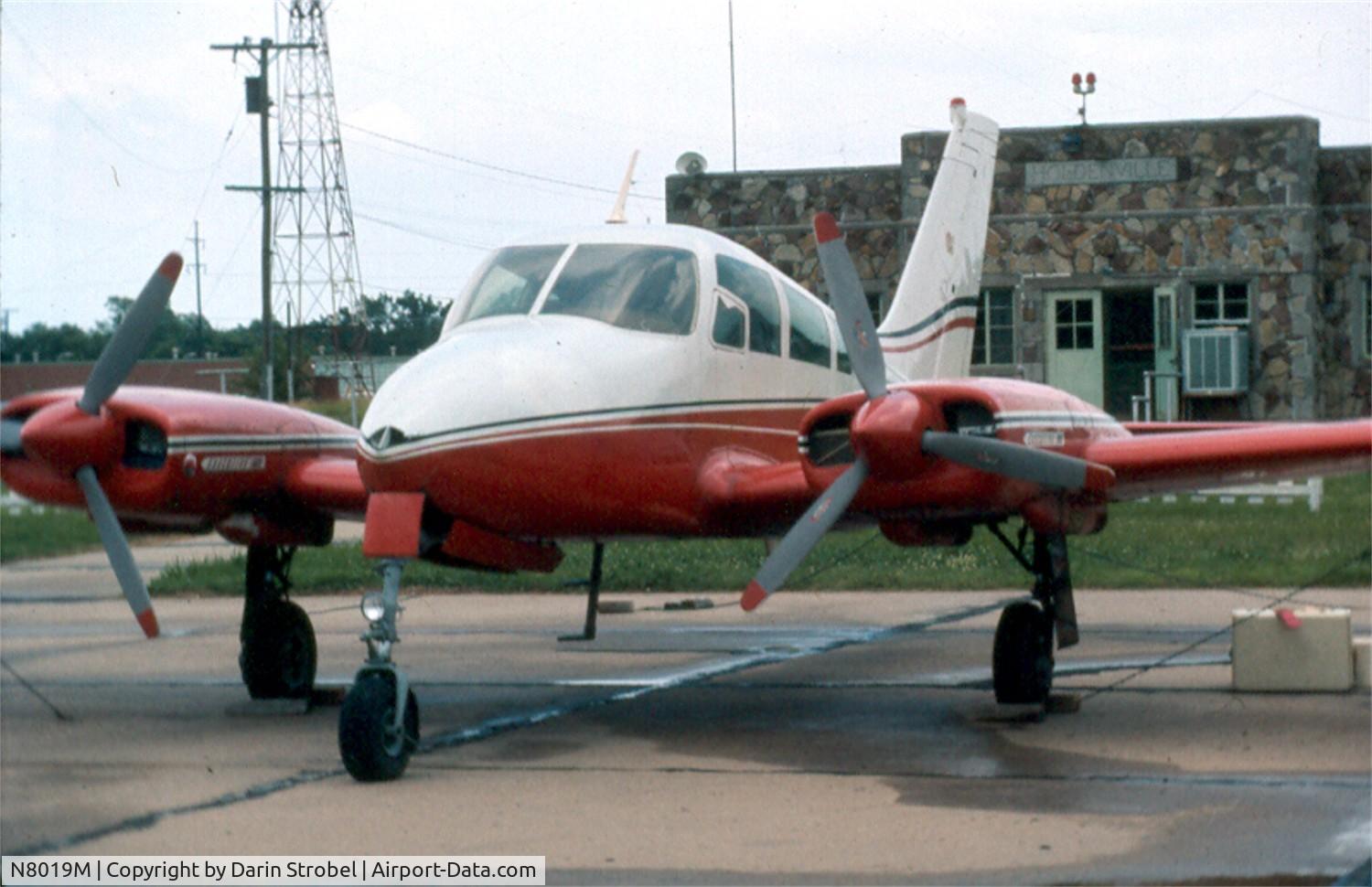 N8019M, 1964 Cessna 310I C/N 310I0019, 1964 Cessna 310I w/Colemill Executive 600 Package