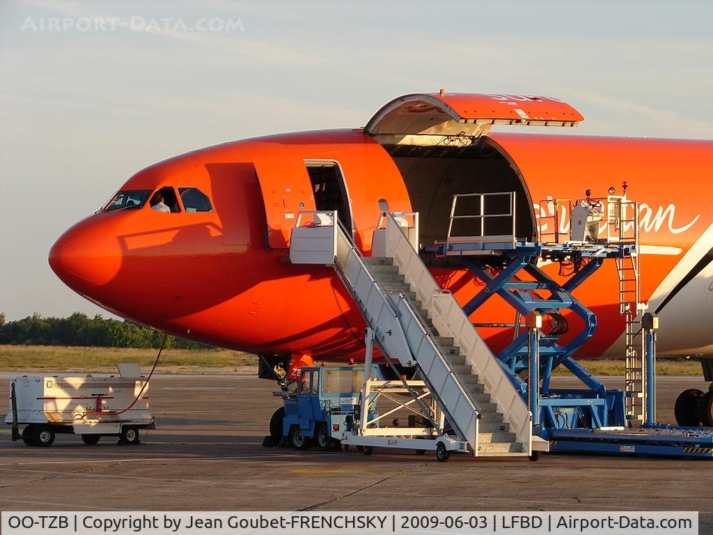 OO-TZB, 1982 Airbus A300B4-203 C/N 211, TNT FRET