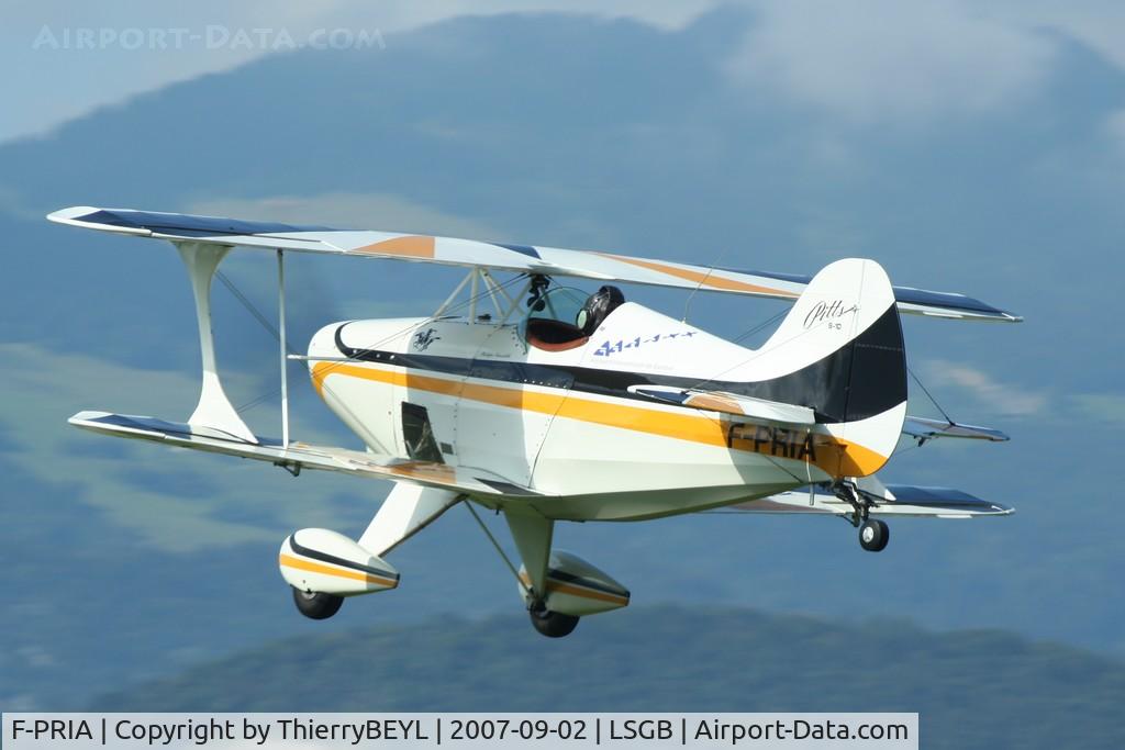 F-PRIA, Pitts S-1D Special C/N 7-0503, Nice Pitts!

Bex airfield.