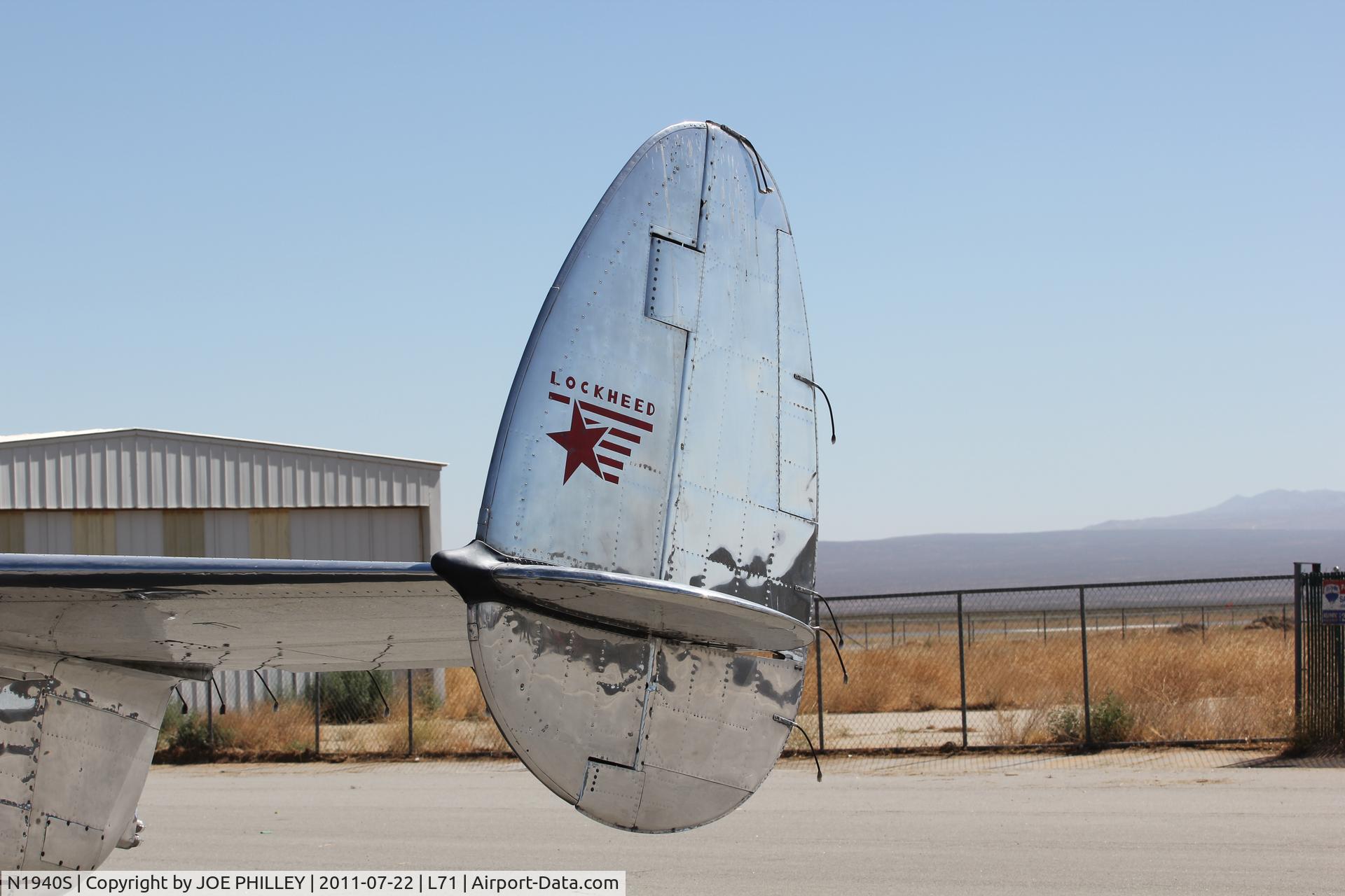 N1940S, 1943 Lockheed 18-56 Lodestar C/N 18-2509, Waiting to fly