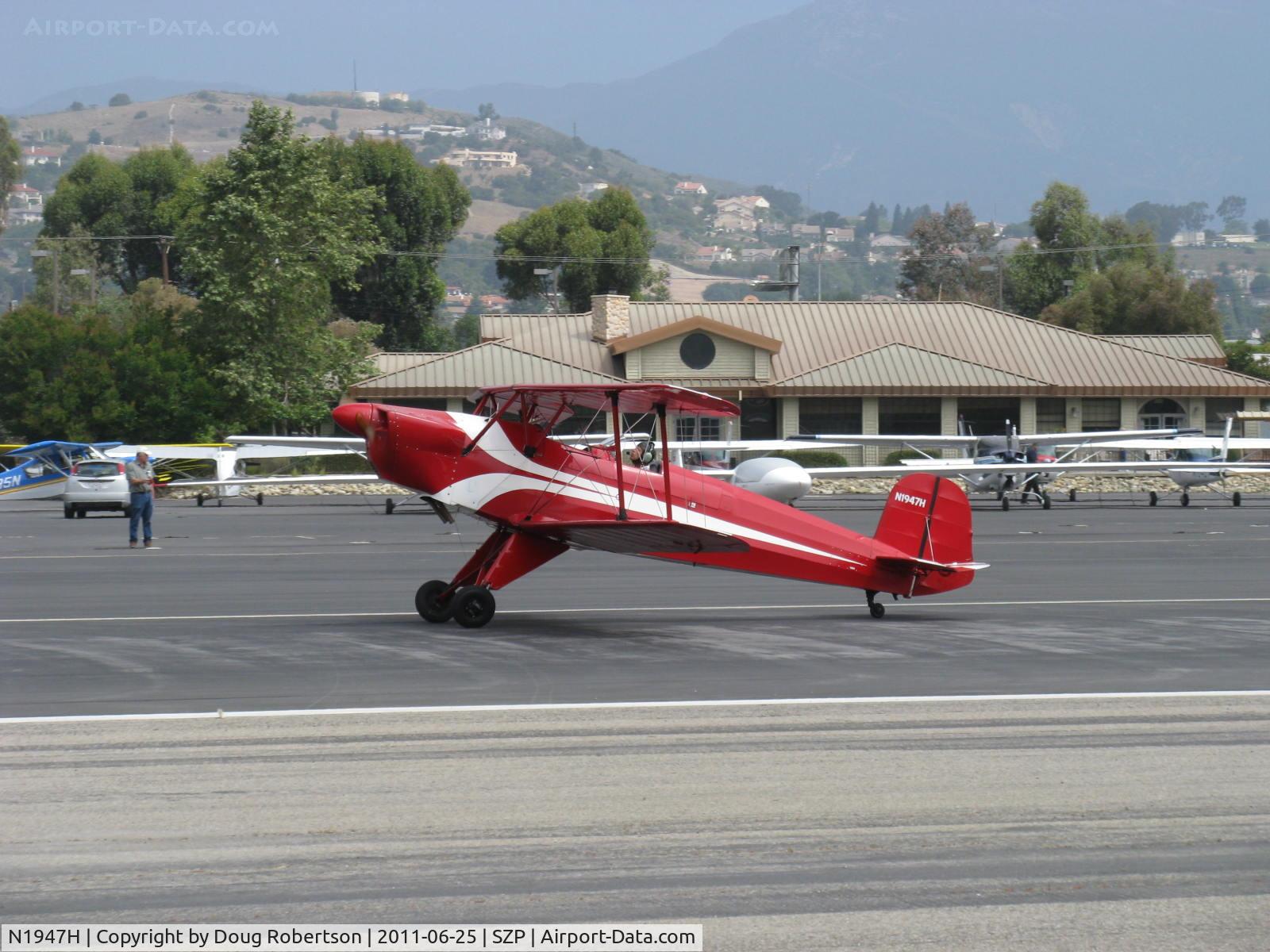 N1947H, 1947 Bucker Bu-131 Jungmann C/N 185, 1947 AERO Z Bucker JUNGMANN 131, Lycoming O&VO-360 upgrade, touch and go Rwy 22