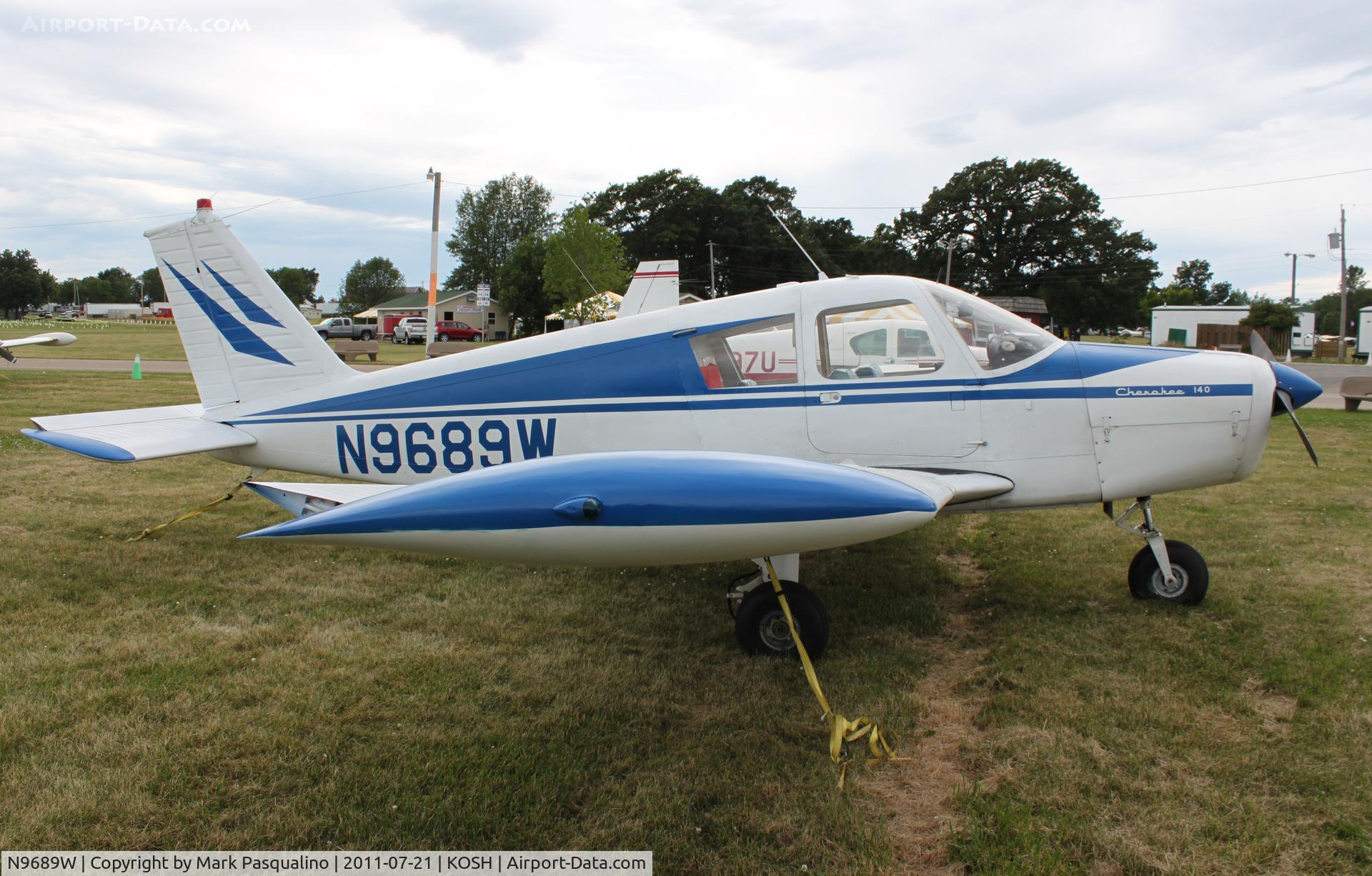 N9689W, 1967 Piper PA-28-140 Cherokee C/N 28-23160, Piper PA-28-140