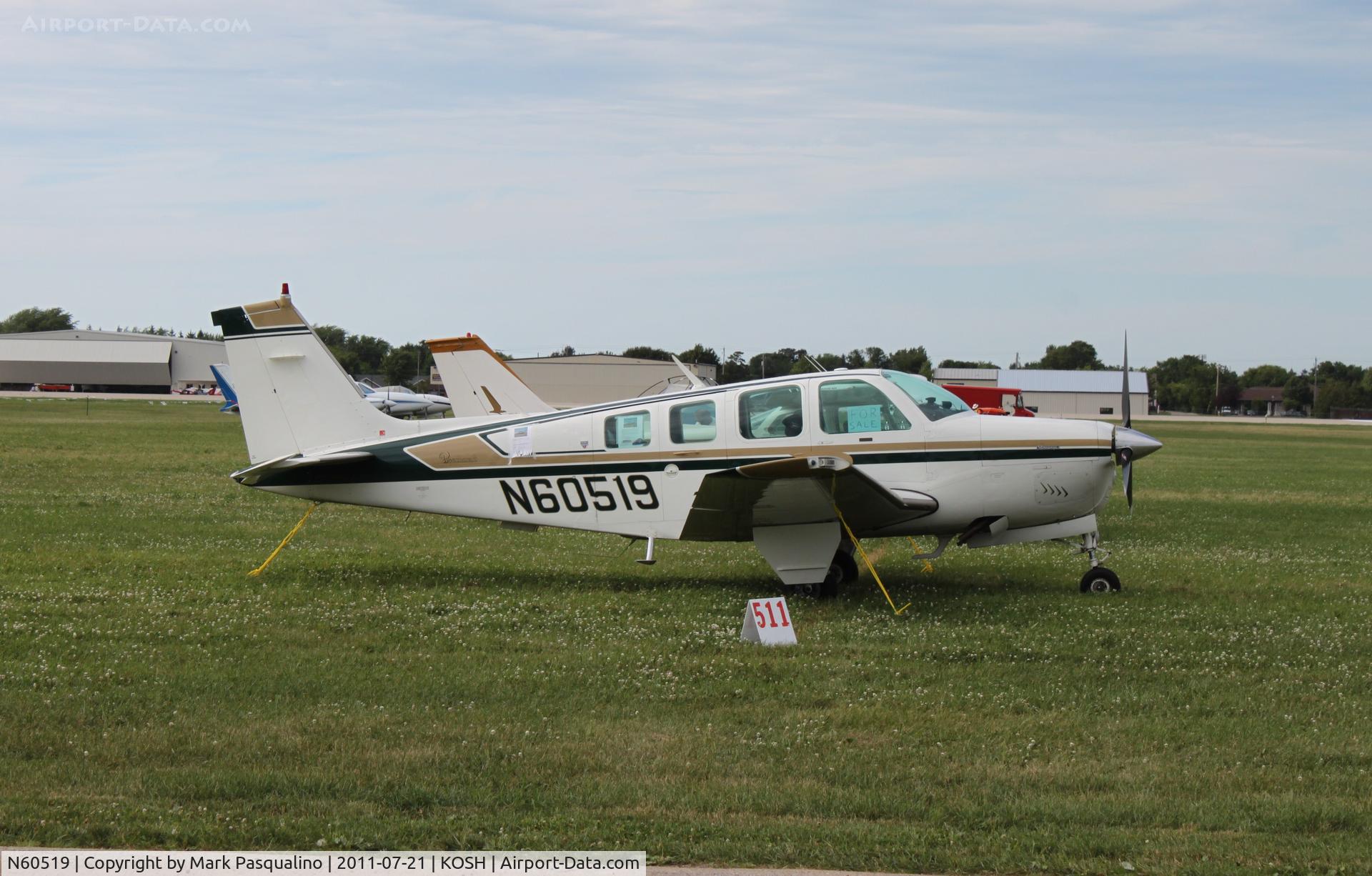 N60519, 1980 Beech A36 Bonanza 36 C/N E-1687, Beech A36