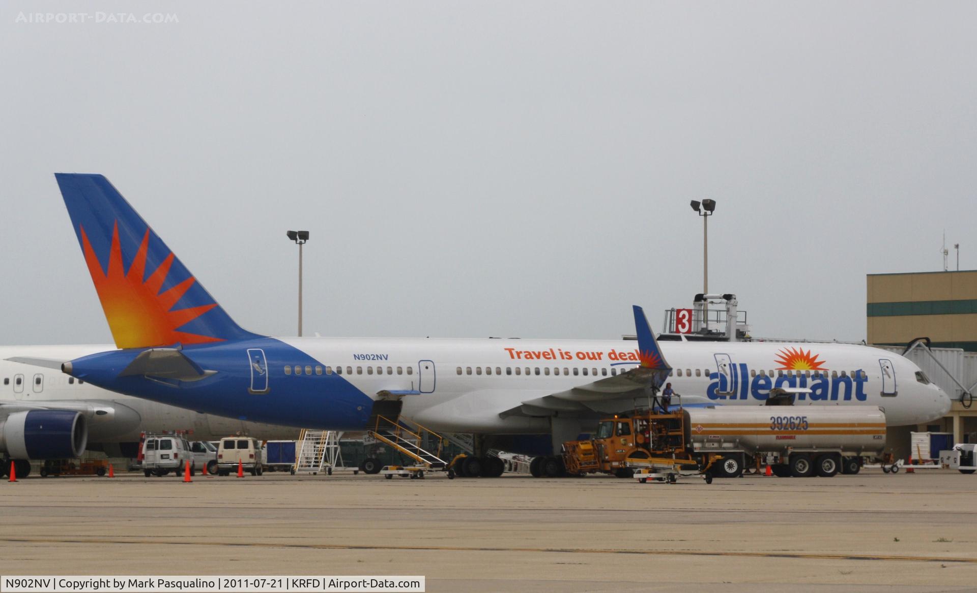 N902NV, 1992 Boeing 757-204 C/N 26964, Boeing 757-200