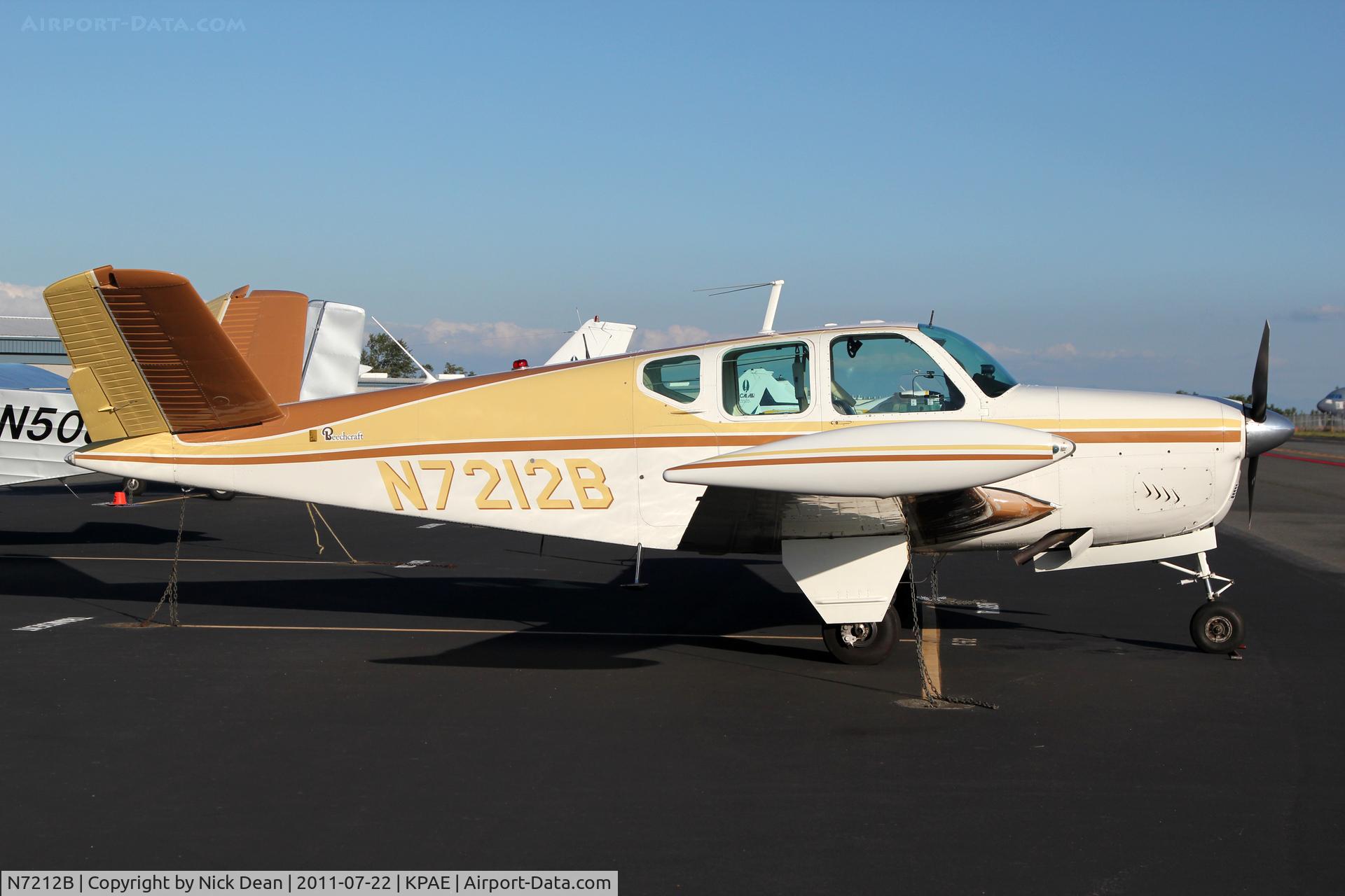 N7212B, 1958 Beech J35 Bonanza C/N D-5522, KPAE/PAE