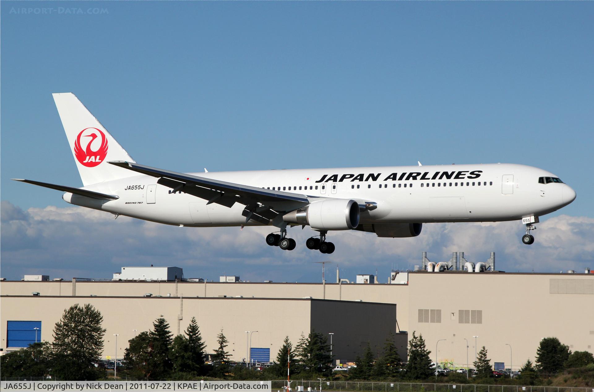 JA655J, 2011 Boeing 767-346/ER C/N 40367, KPAE/PAE
