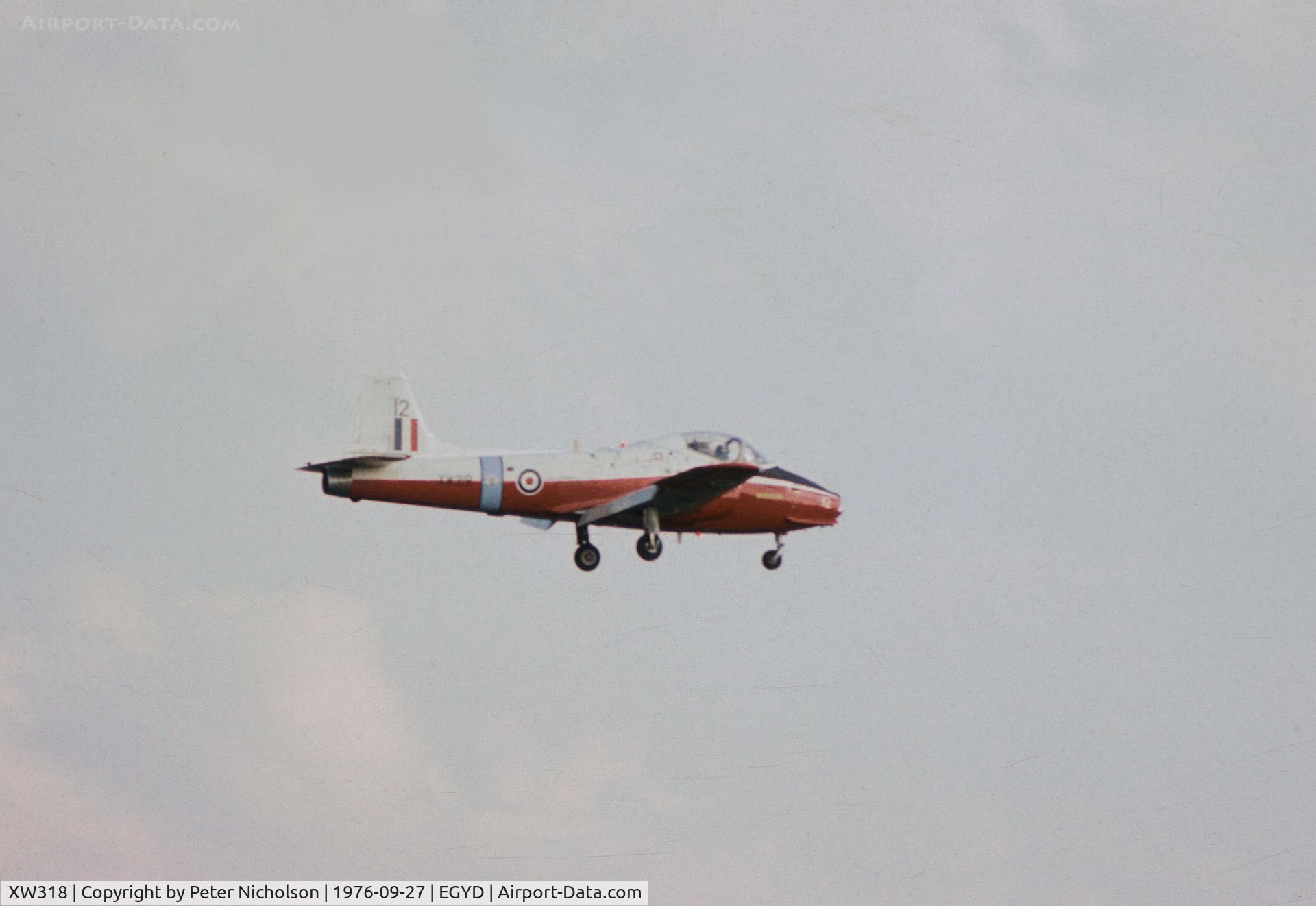 XW318, 1970 BAC 84 Jet Provost T.5A C/N EEP/JP/982, Jet Provost T.5A of the RAF College's Poachers display team on final approach to RAF Cranwell in September 1976.