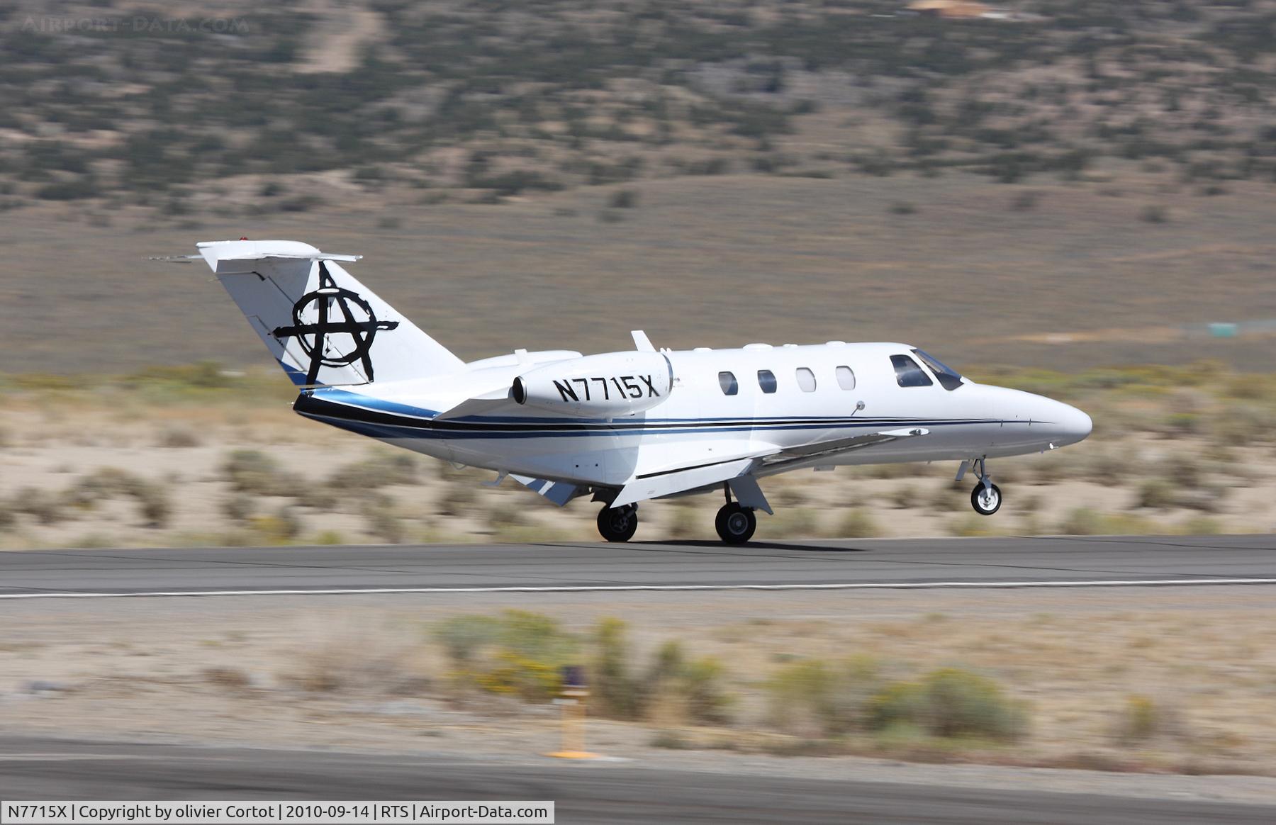 N7715X, 2007 Cessna 525 CitationJet CJ1+ C/N 525-0653, Landing at reno during the reno air races