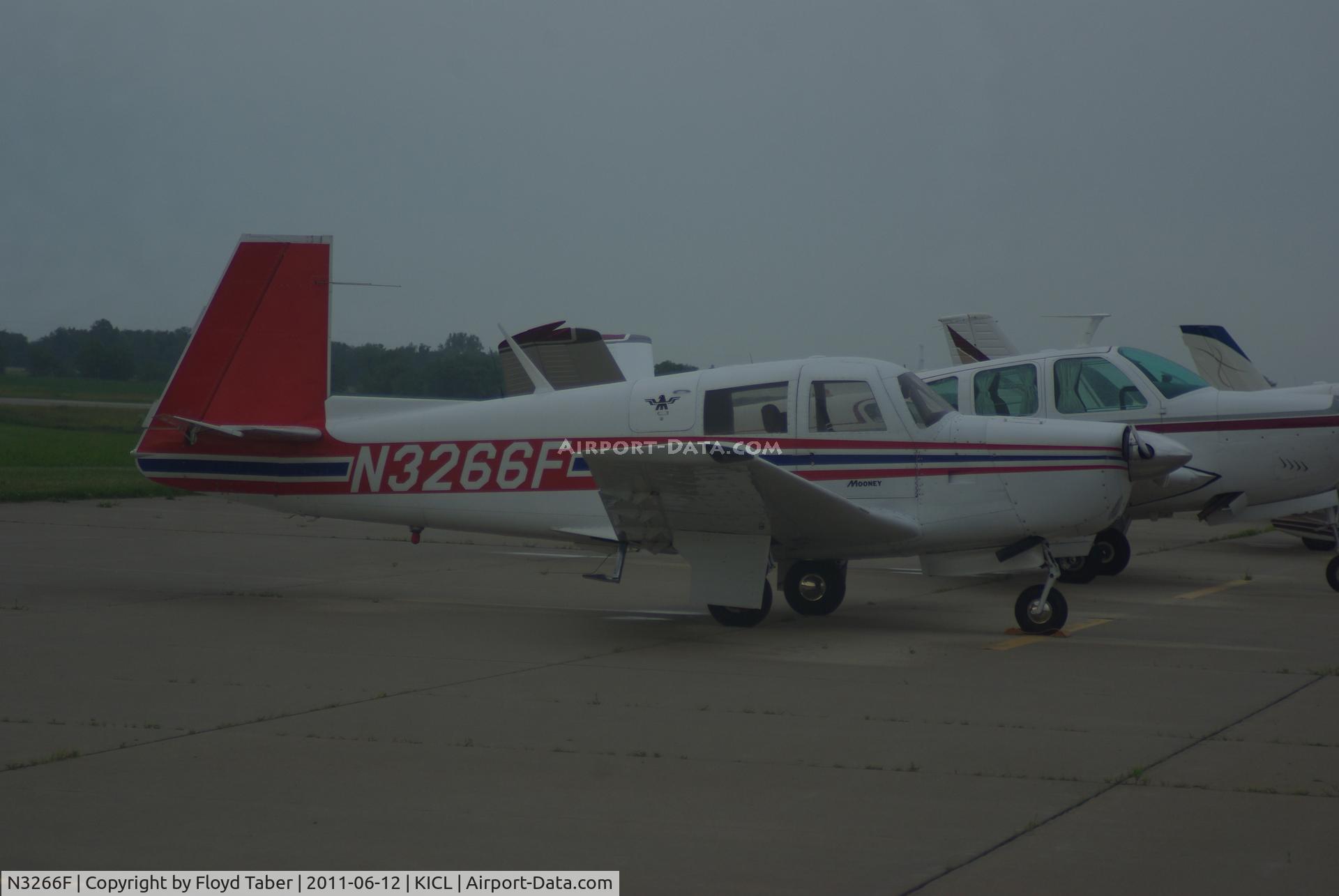 N3266F, 1967 Mooney M20E C/N 670059, Clarinda Fly In Attendee