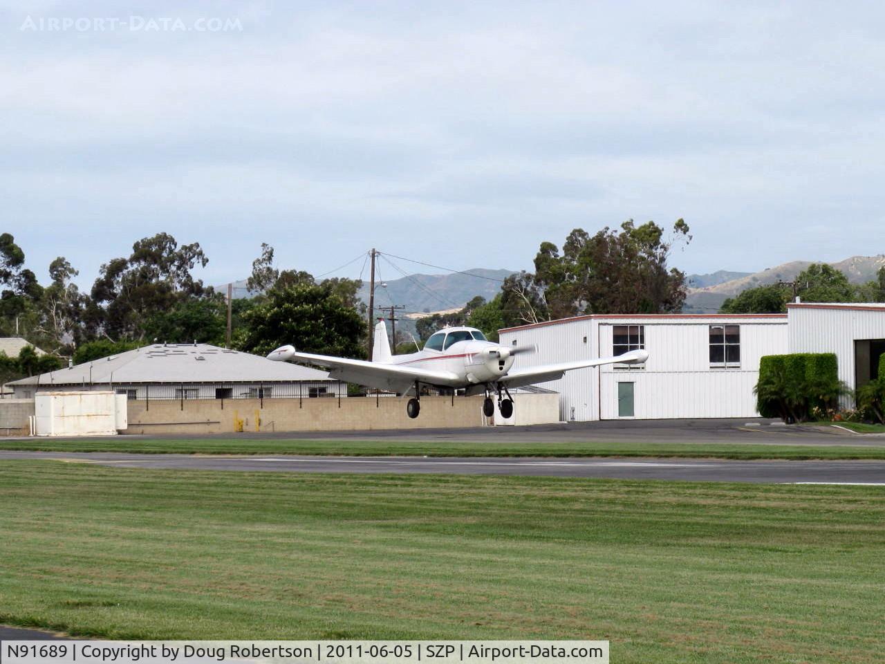 N91689, 1946 North American Navion (NA-145) C/N NAV-4-431, 1946 North American NAVION, Continental E-225 upgrade, on final Rwy 04