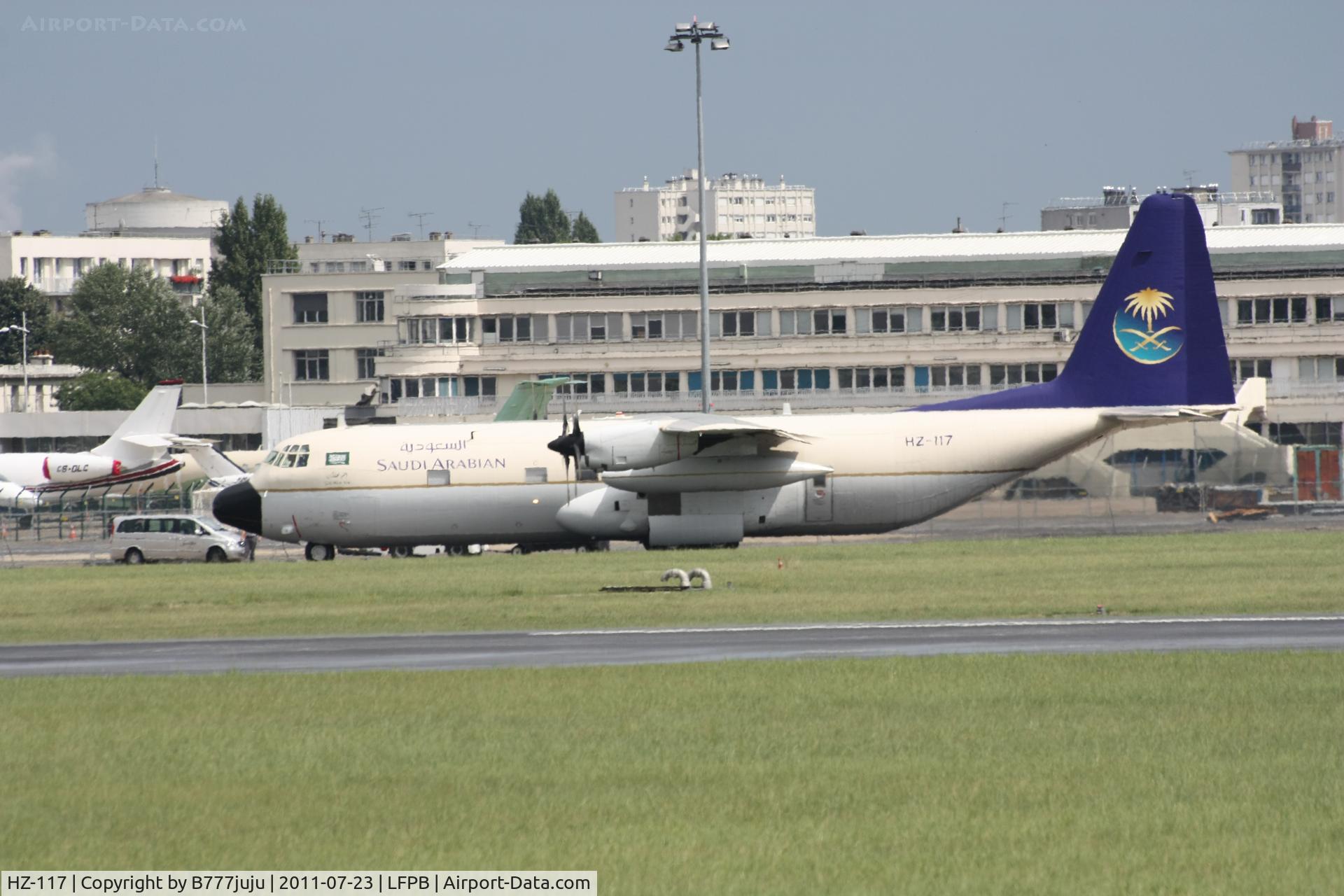 HZ-117, 1983 Lockheed L-100-30 Hercules (L-382G) C/N 382-4954, on transit at Le Bourget