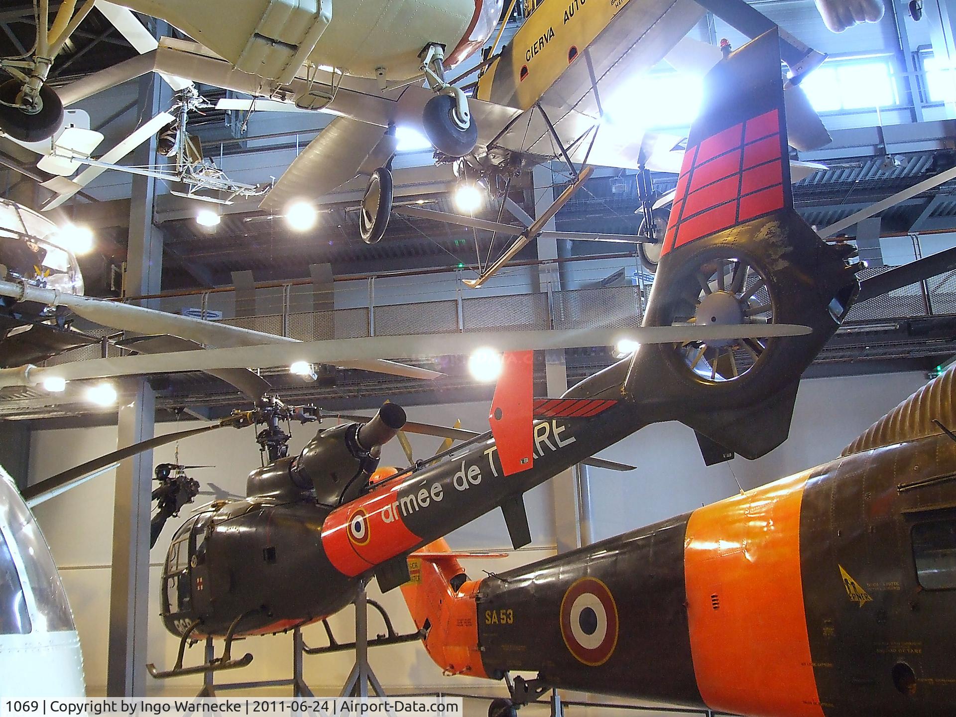 1069, Aerospatiale SA-341F Gazelle C/N 1069, Aerospatiale SA.341F Gazelle at the Musee de l'Air, Paris/Le Bourget