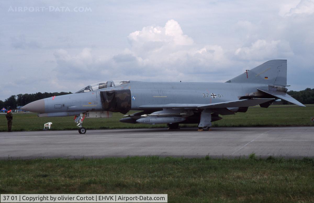 37 01, 1972 McDonnell Douglas F-4F Phantom II C/N 4330, Volkel airshow 2004
