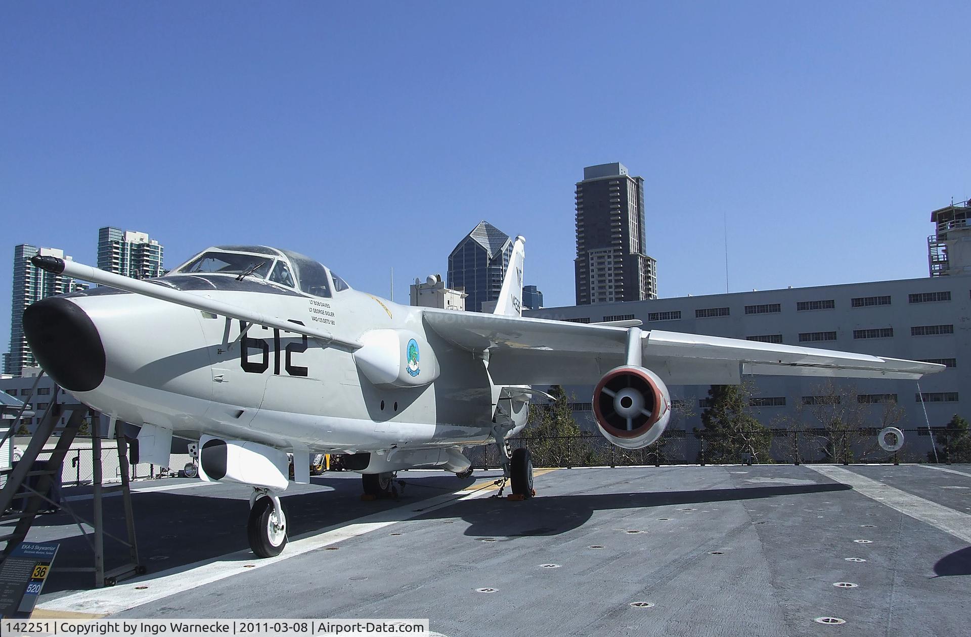 142251, Douglas EKA-3B Skywarrior C/N 11577, Douglas EKA-3B Skywarrior on the flight deck of the USS Midway Museum, San Diego CA
