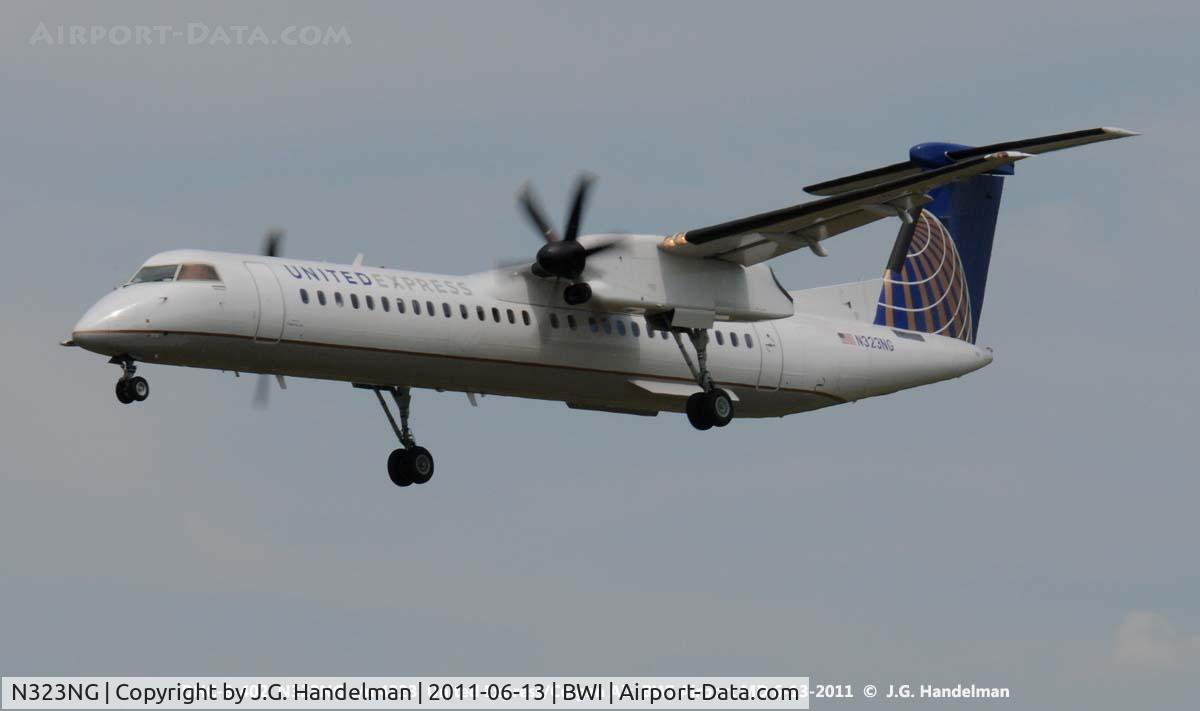 N323NG, 2010 Bombardier DHC-8-402 Dash 8 C/N 4323, on final to 33L