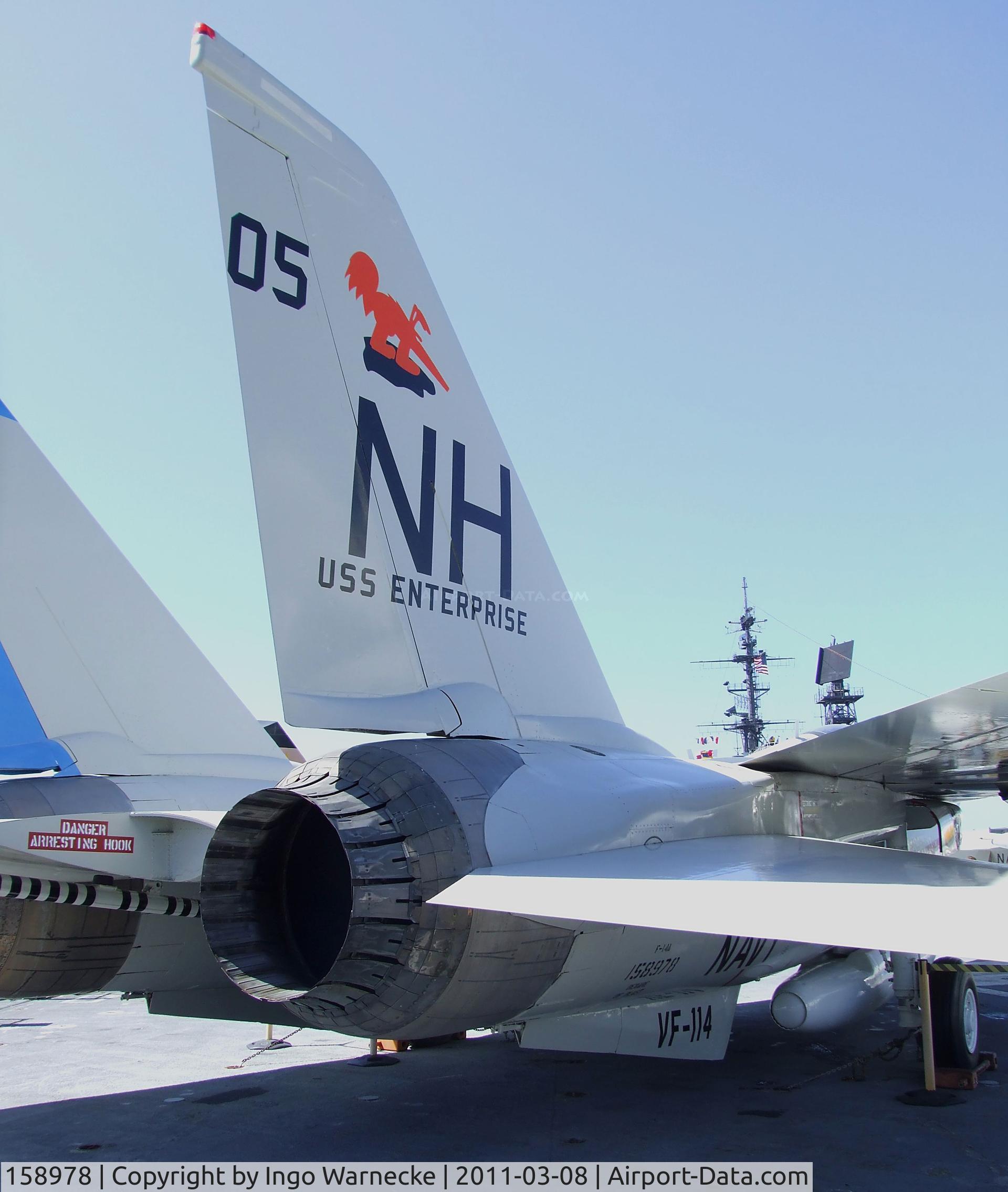 158978, Grumman F-14A Tomcat C/N 39, Grumman F-14A Tomcat on the flight deck of the USS Midway Museum, San Diego CA