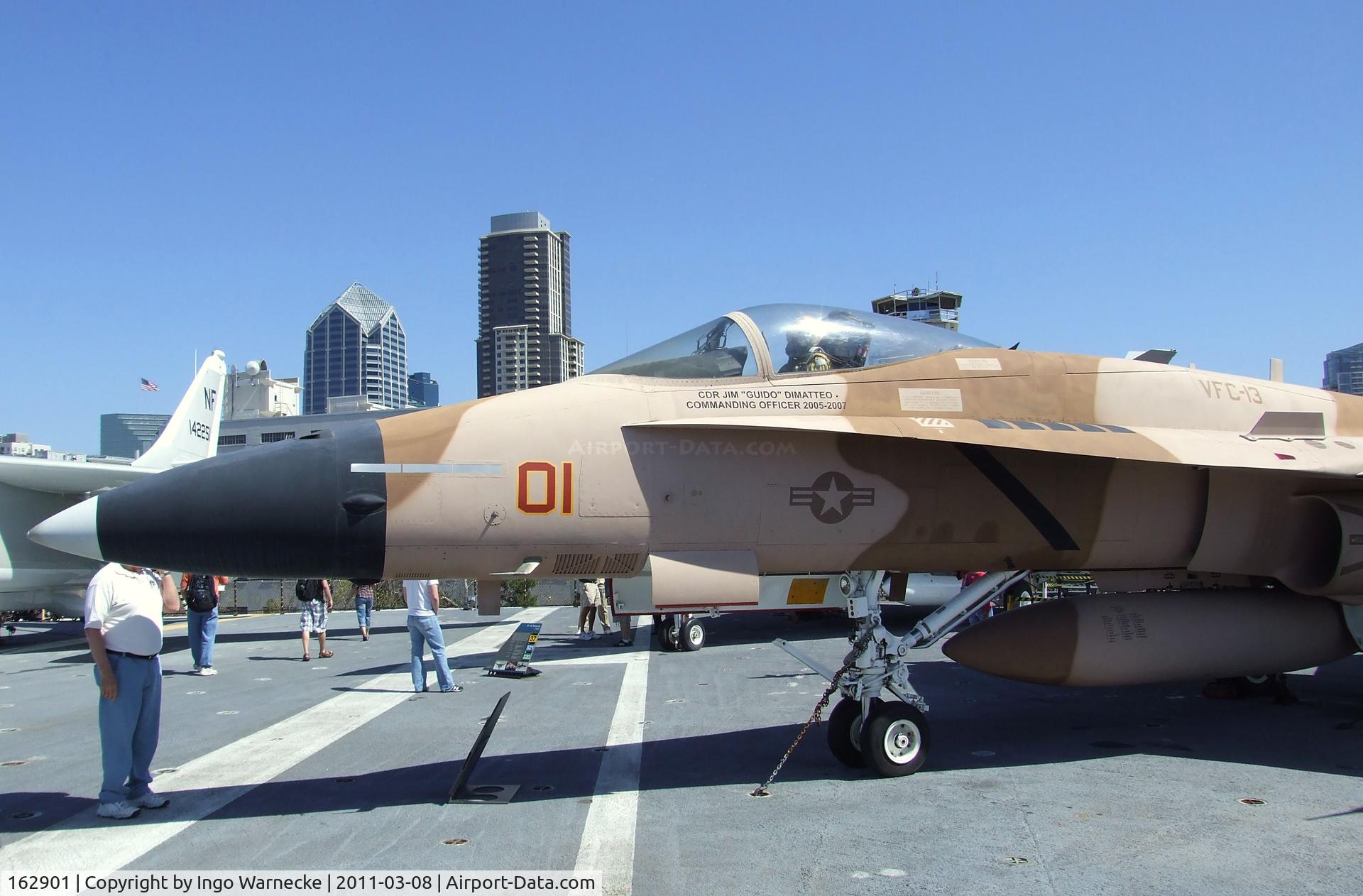 162901, McDonnell Douglas F/A-18A Hornet C/N 0455/A374, McDonnell Douglas F/A-18A Hornet on the flight deck of the USS Midway Museum, San Diego CA