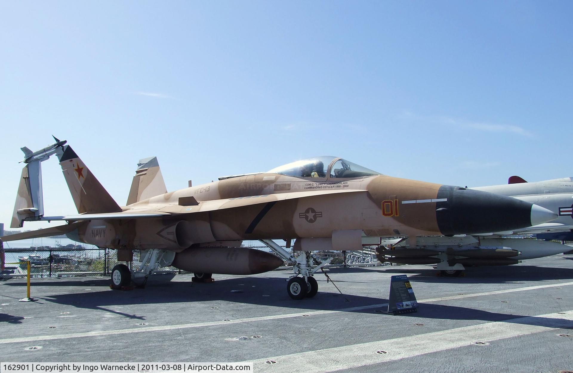 162901, McDonnell Douglas F/A-18A Hornet C/N 0455/A374, McDonnell Douglas F/A-18A Hornet on the flight deck of the USS Midway Museum, San Diego CA