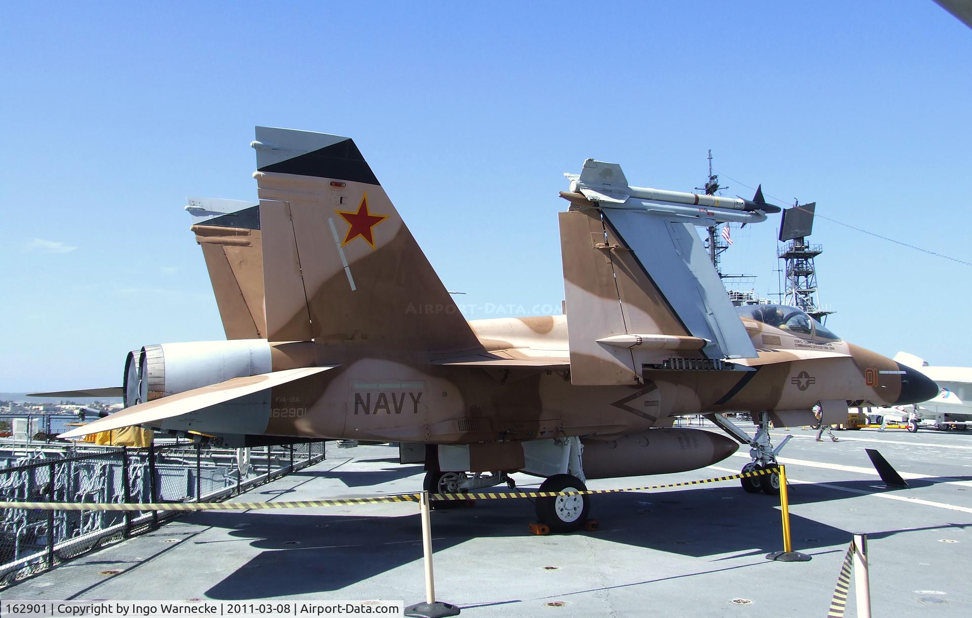162901, McDonnell Douglas F/A-18A Hornet C/N 0455/A374, McDonnell Douglas F/A-18A Hornet on the flight deck of the USS Midway Museum, San Diego CA