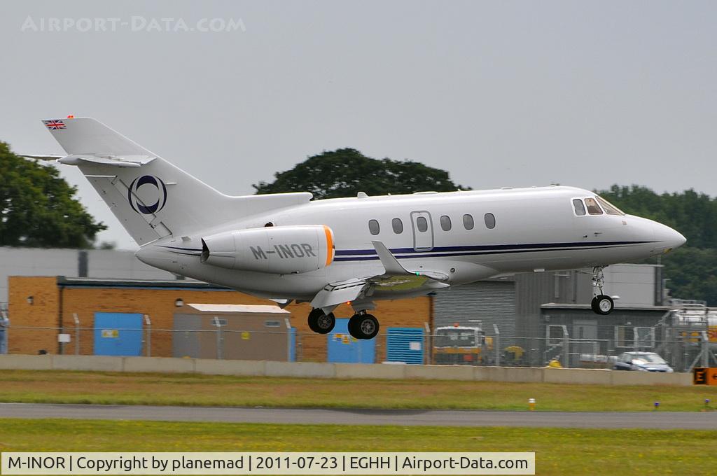 M-INOR, 2008 Hawker Beechcraft 900XP C/N HA-0059, Arriving on 26