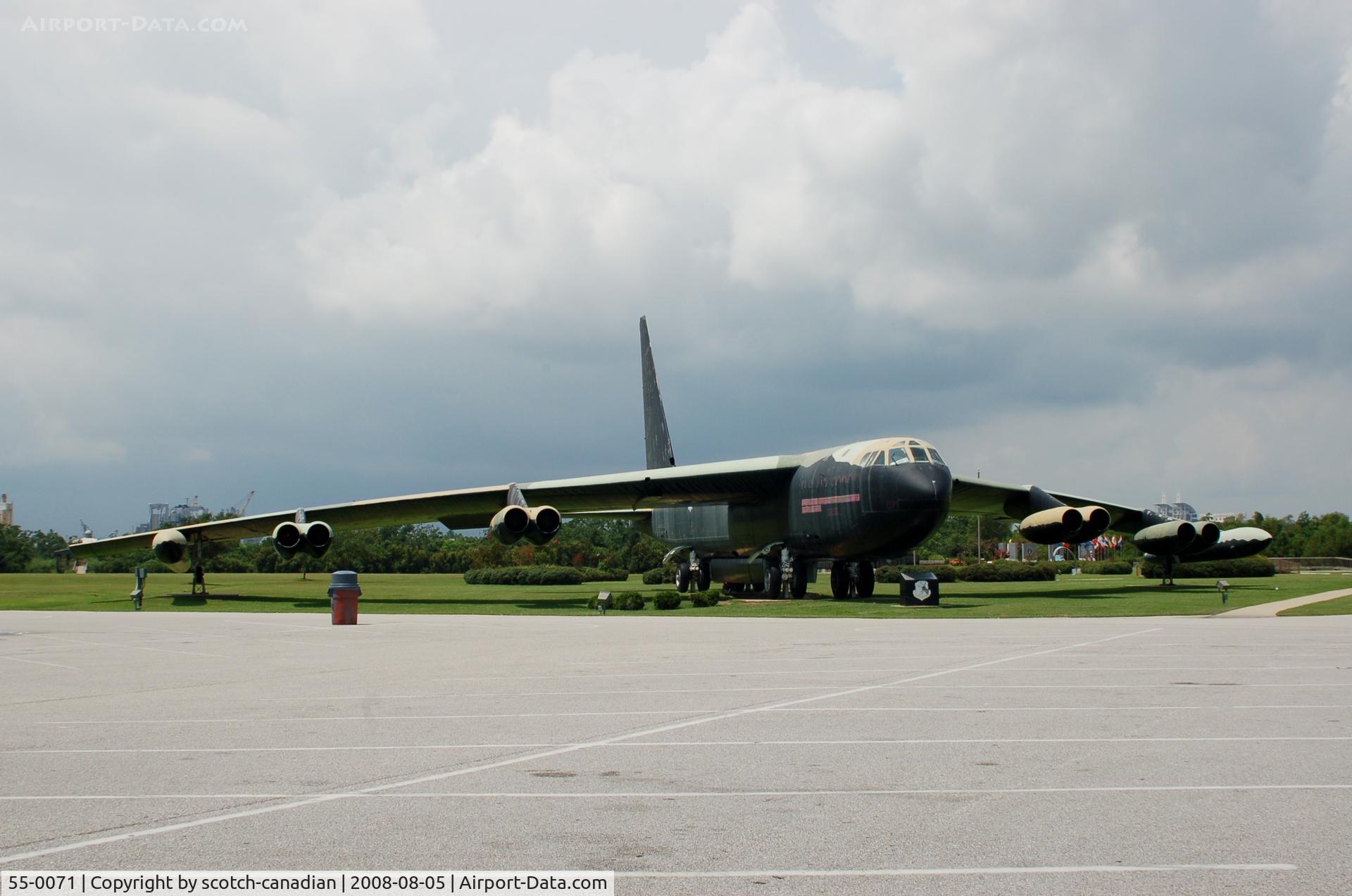 55-0071, 1955 Boeing B-52D-55-BO Stratofortress C/N 17193, 1955 Boeing B-52D-55-BO Stratofortress at Battleship Memorial Park, Mobile, AL